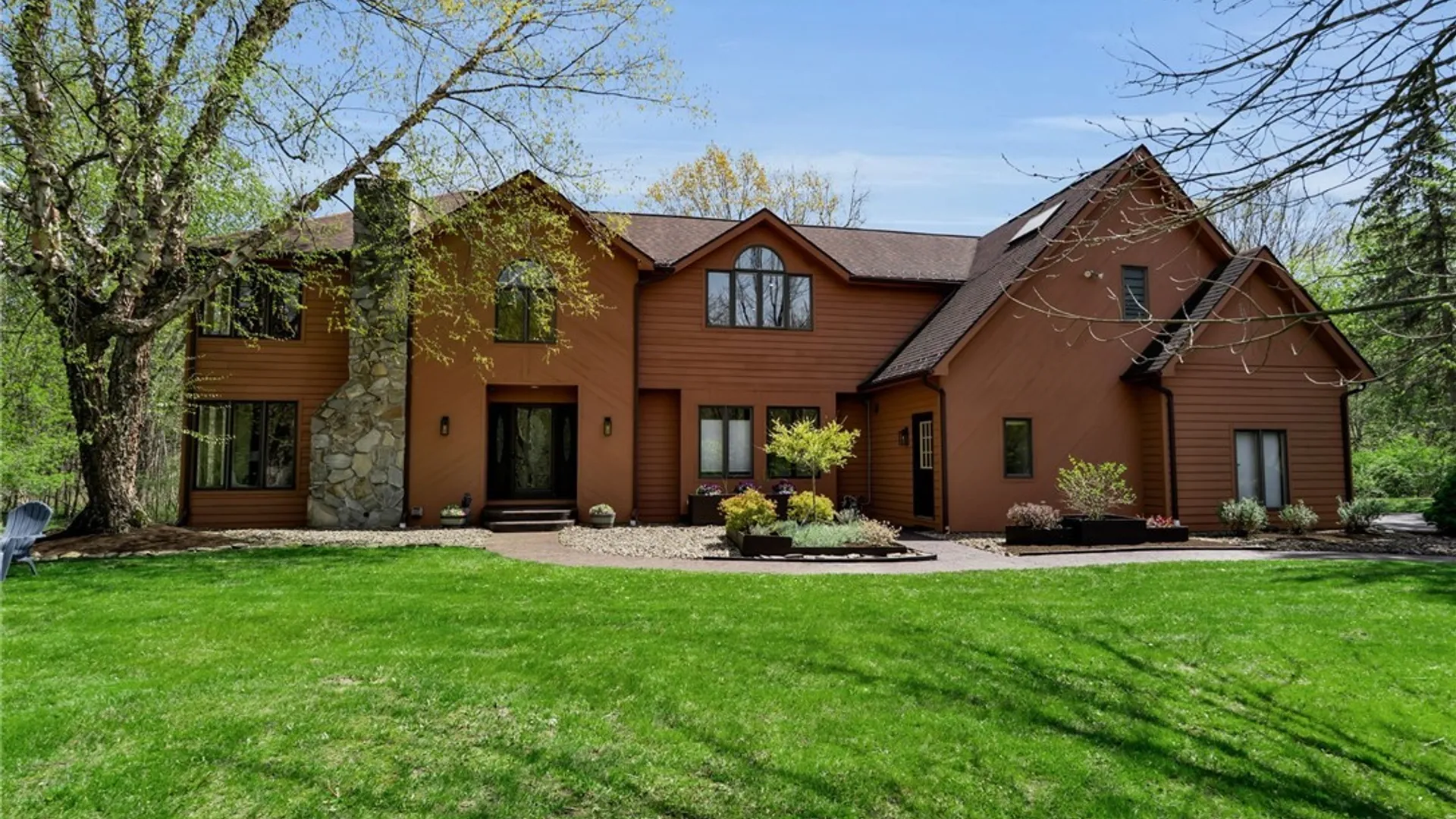Property at 4789 Shimerville Road, Clarence, NY 14031 2