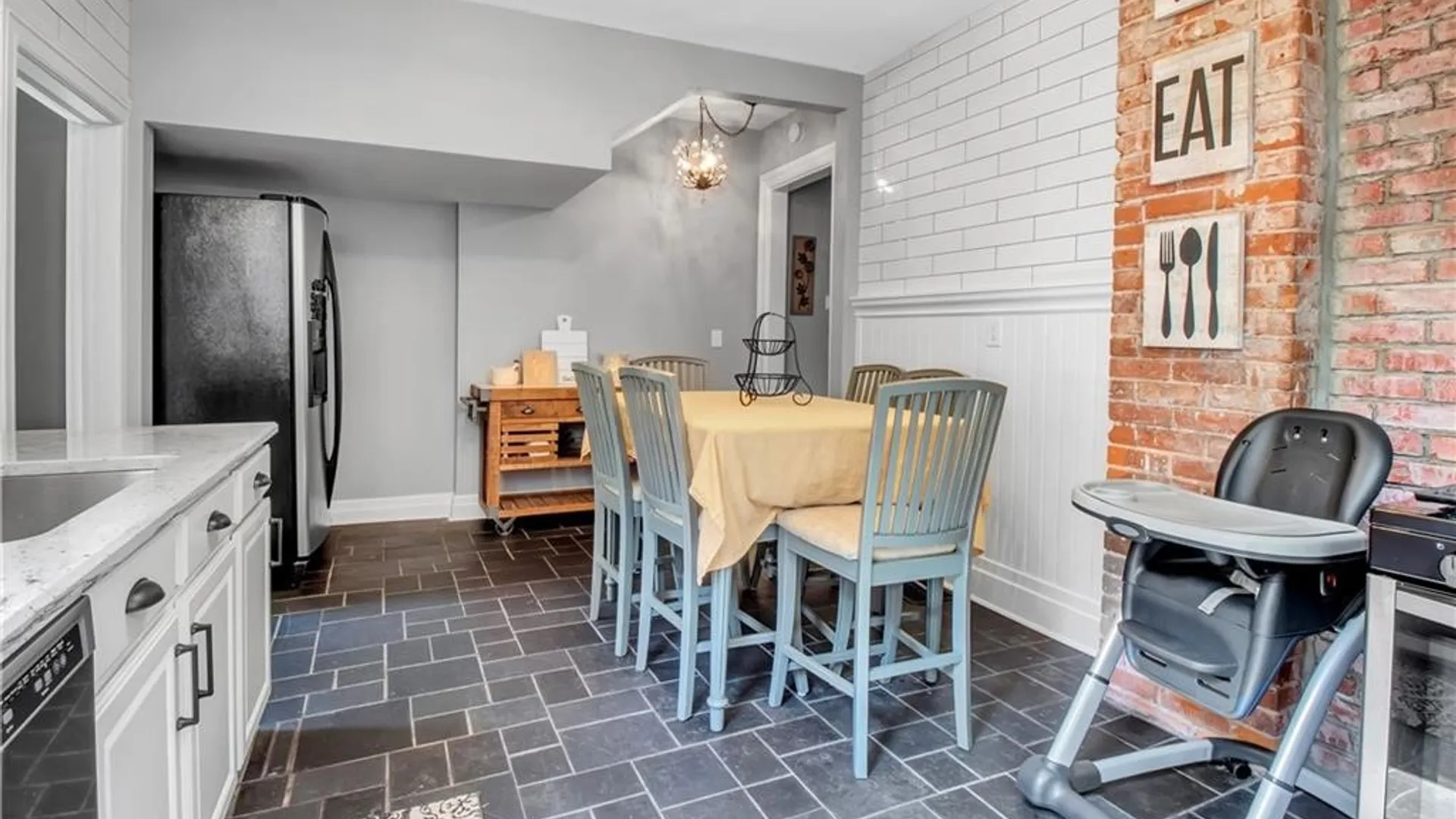 Property at 623 Buffalo Avenue, Niagara Falls, NY 14303 4