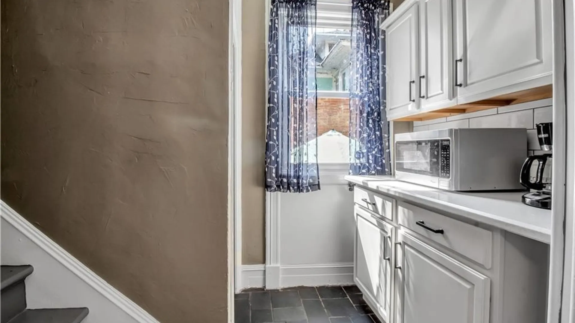 Property at 623 Buffalo Avenue, Niagara Falls, NY 14303 5