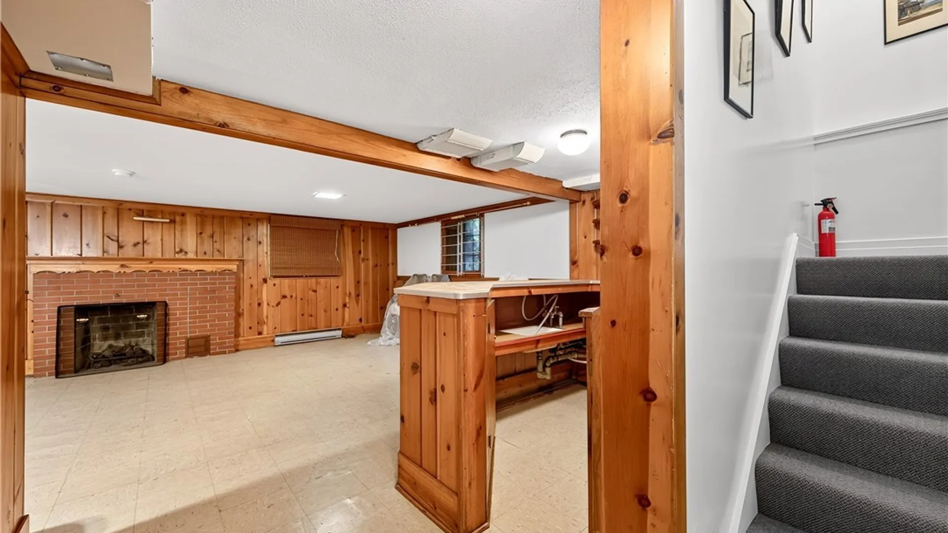 Property at 30 Hallam Road, Buffalo, NY 14216 33