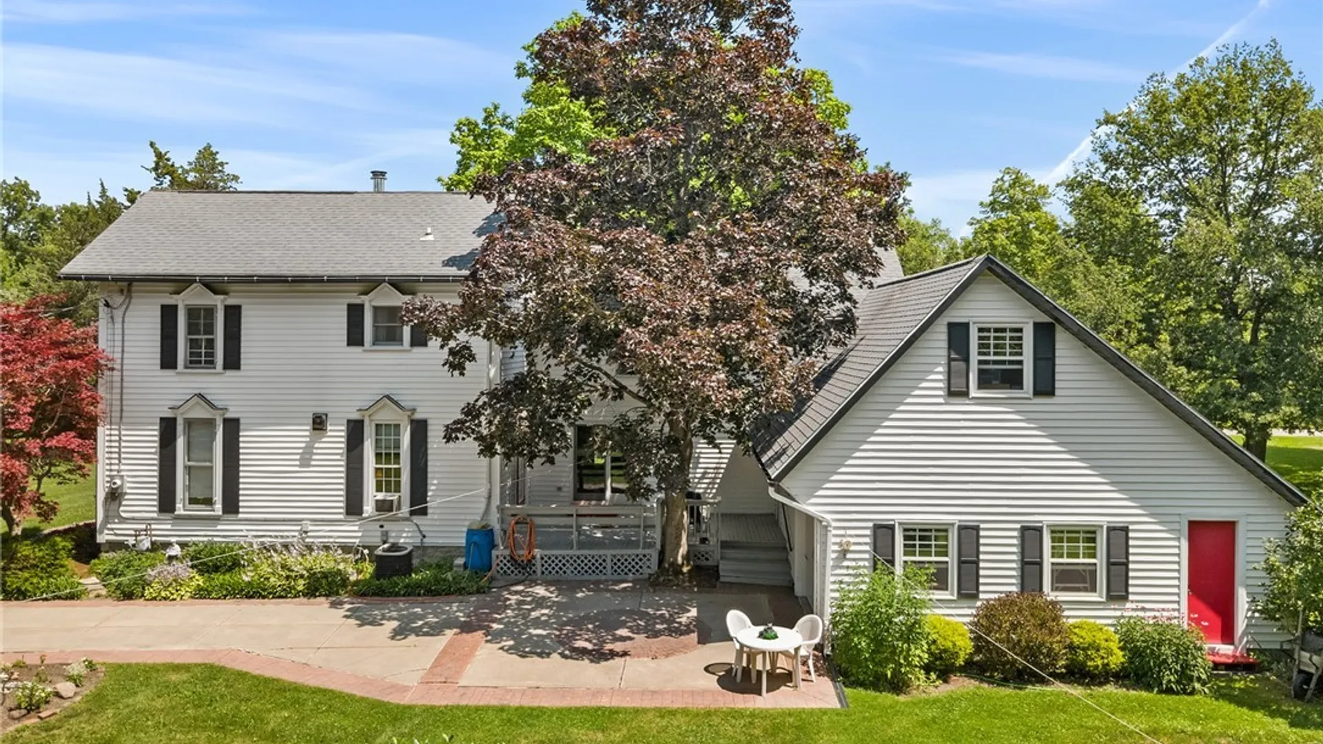 Property at 8745 Tonawanda Crk Road, Clarence, NY 14032 4