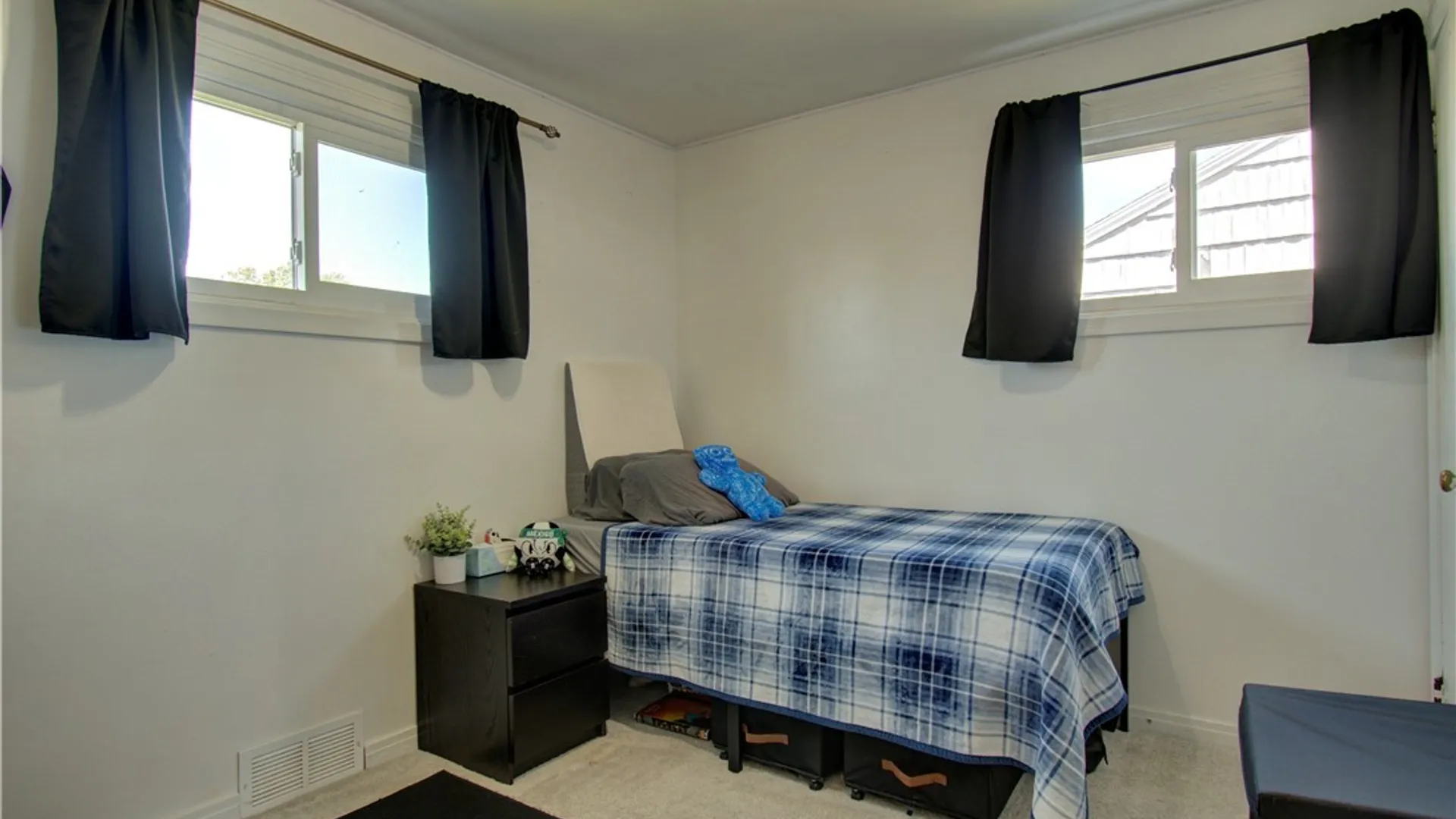 Property at 1240 91st Street, Niagara Falls, NY 14304 17