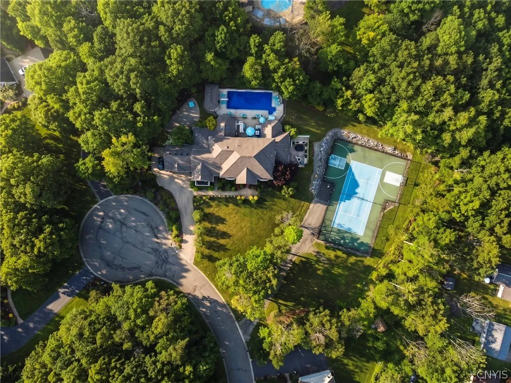 Property at 1146 Kevin Boulevard, Union, NY 13760