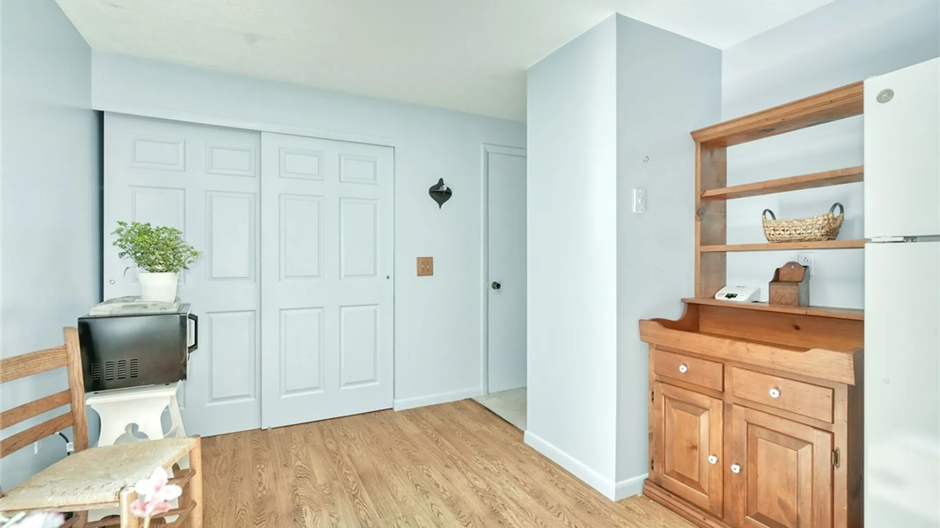 Property at 254 Penn Ln, Penfield, NY 14625 16