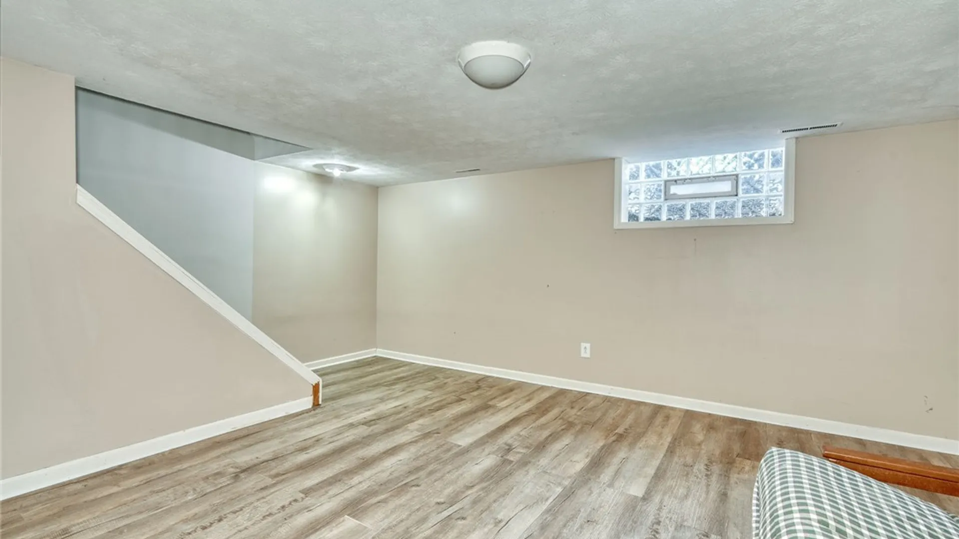 Property at 254 Penn Ln, Penfield, NY 14625 29