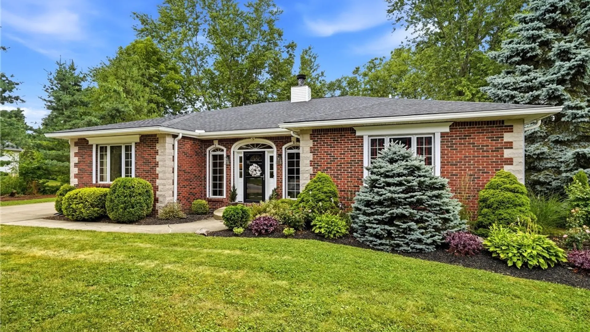 Property at 5 Ventura Drive, Orchard Park, NY 14127 50