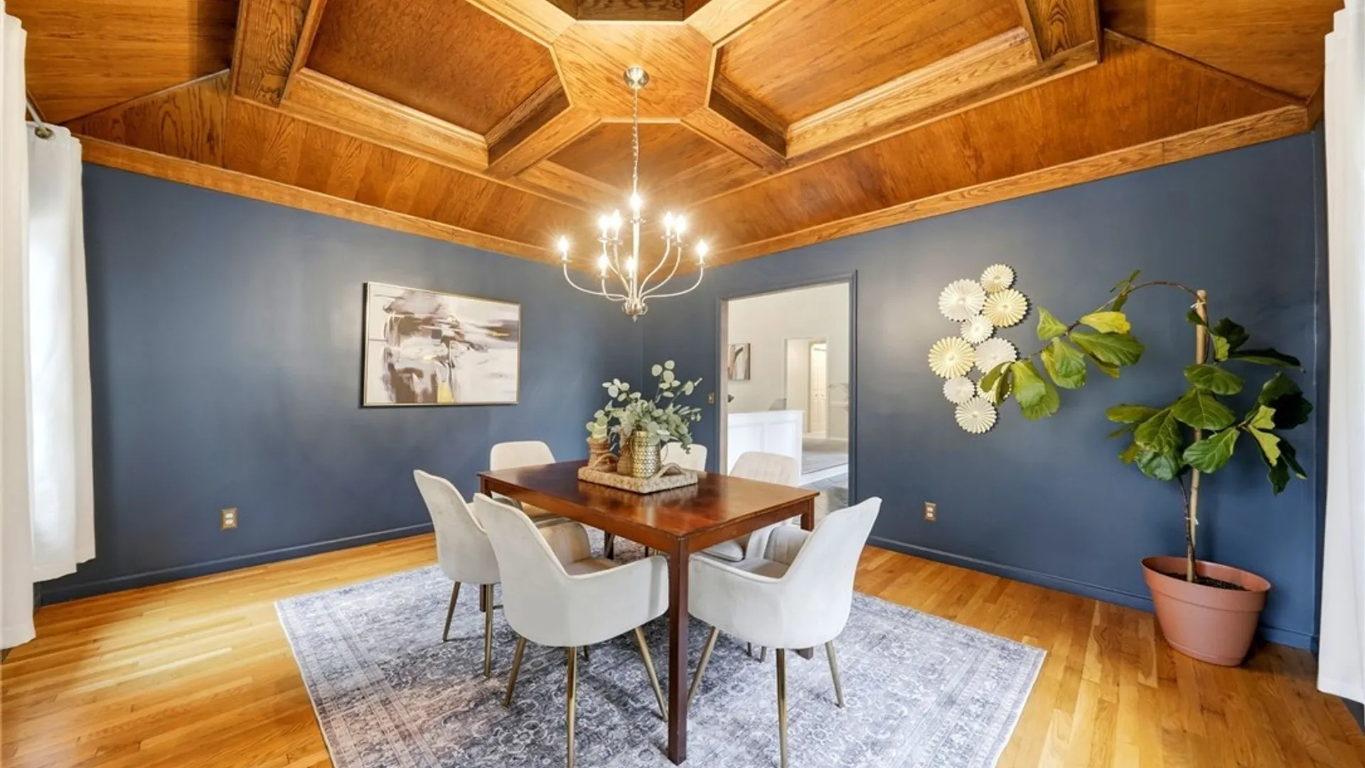 Property at 5 Ventura Drive, Orchard Park, NY 14127 10