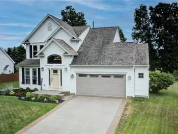 Property at 17 Stream View Lane, Lancaster, NY 14086