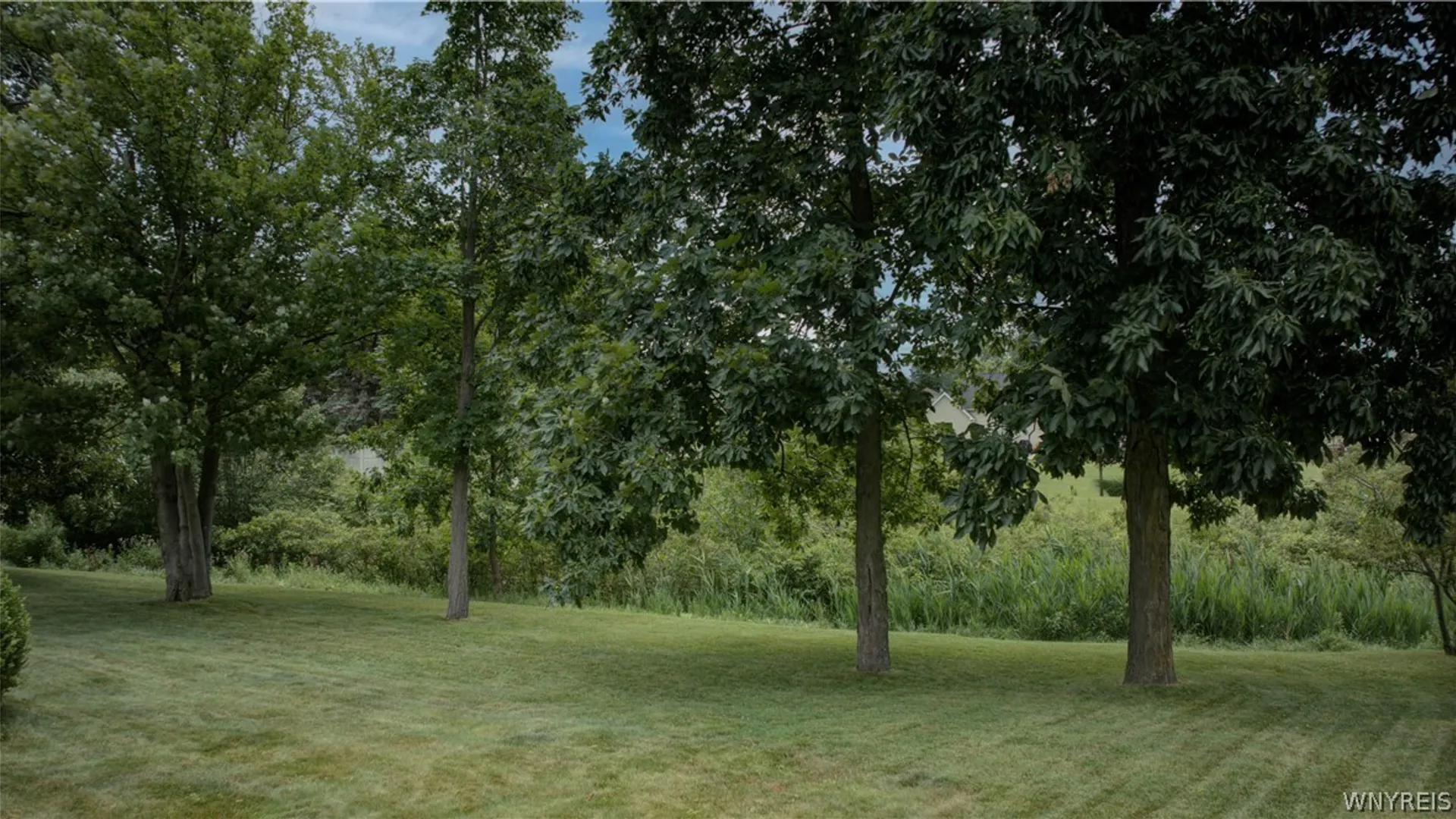 Property at 17 Stream View Lane, Lancaster, NY 14086 33