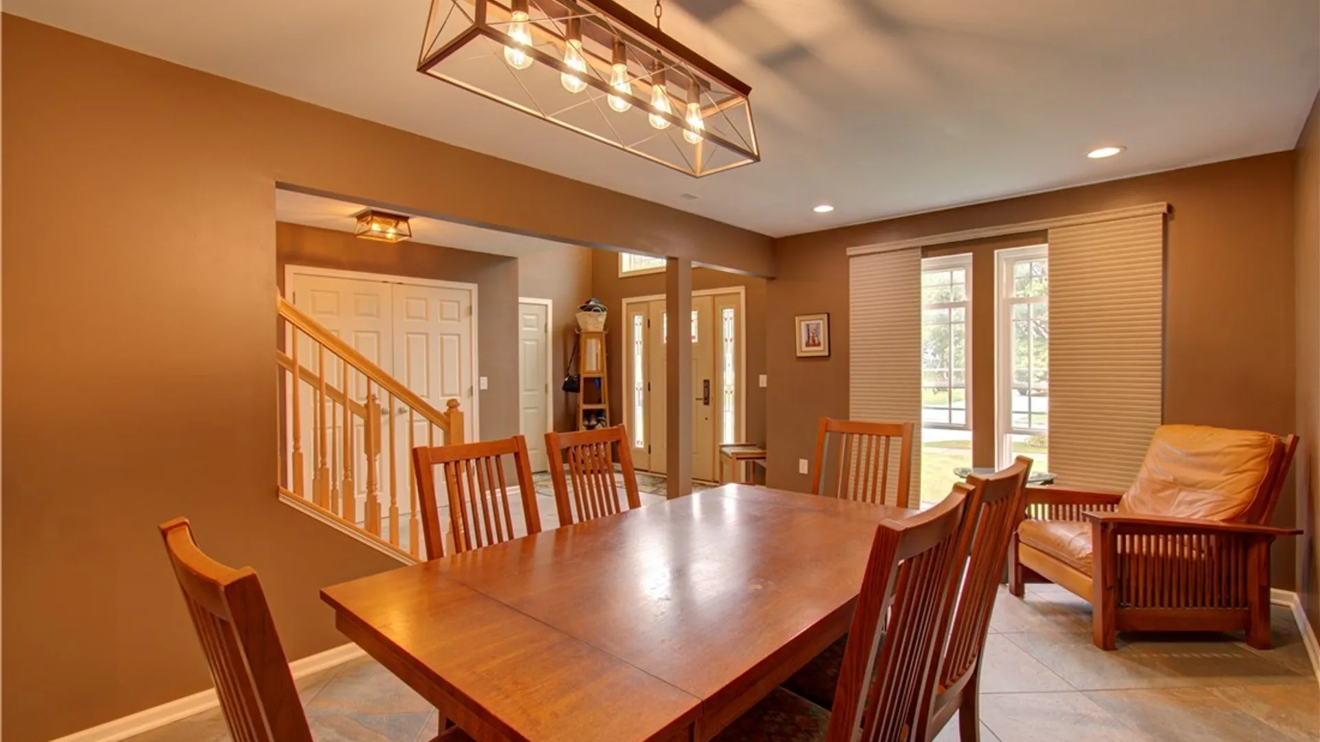 Property at 17 Stream View Lane, Lancaster, NY 14086 14