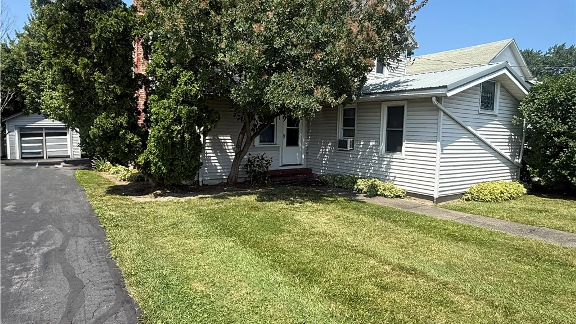Property at 7026 County Road 132A, Romulus, NY 14521 3
