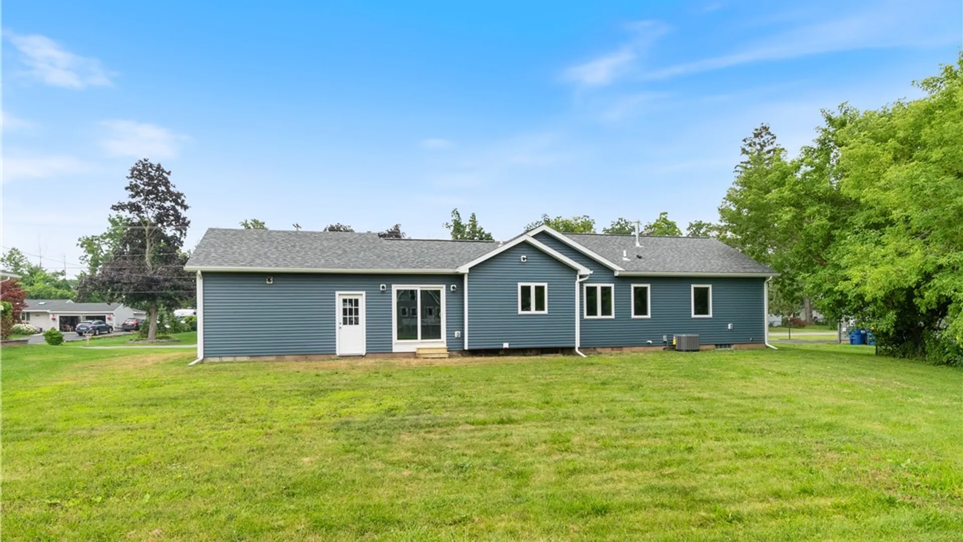 Property at 51 Kirkland Drive, Penfield, NY 14580 4