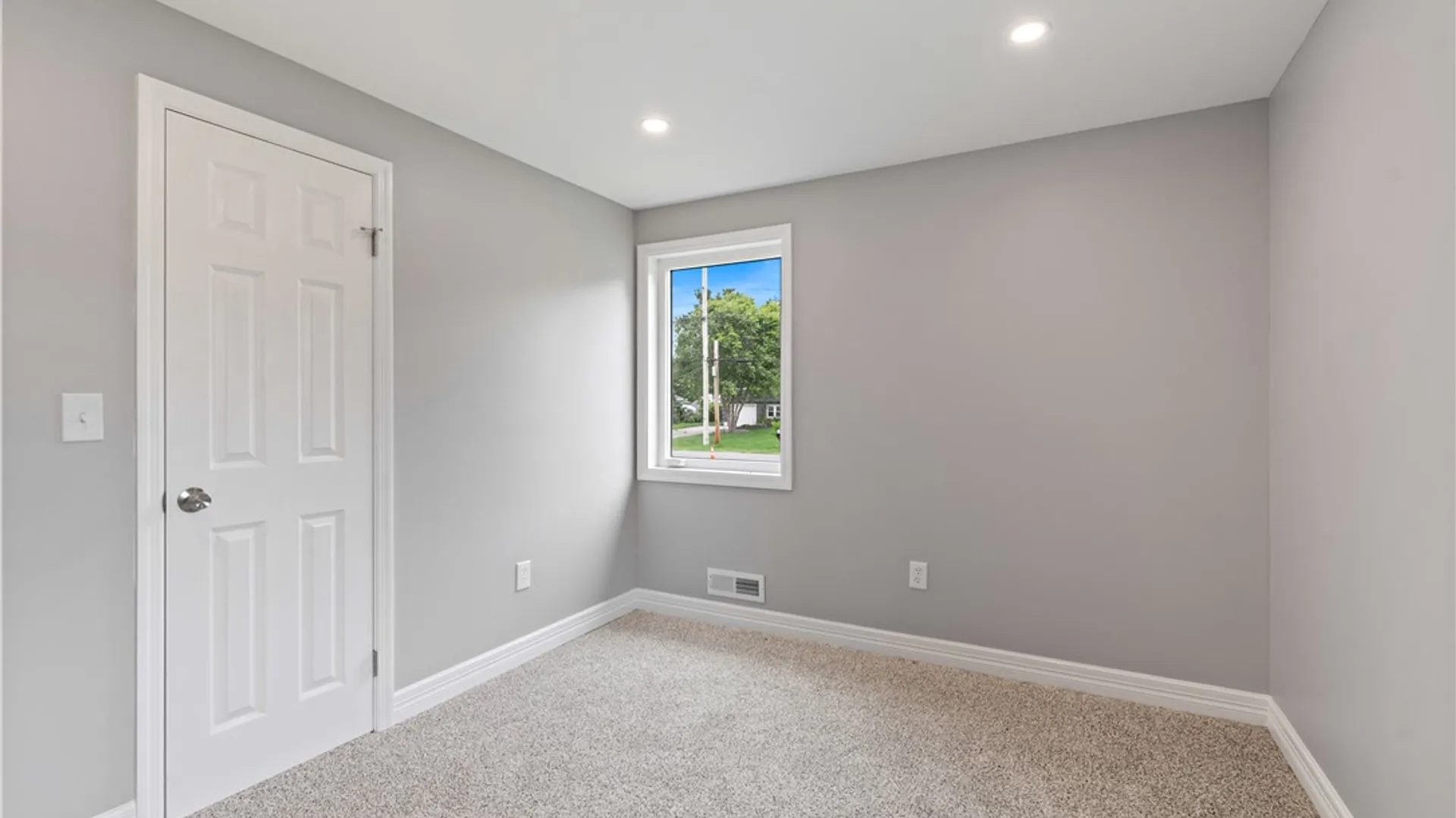 Property at 51 Kirkland Drive, Penfield, NY 14580 22