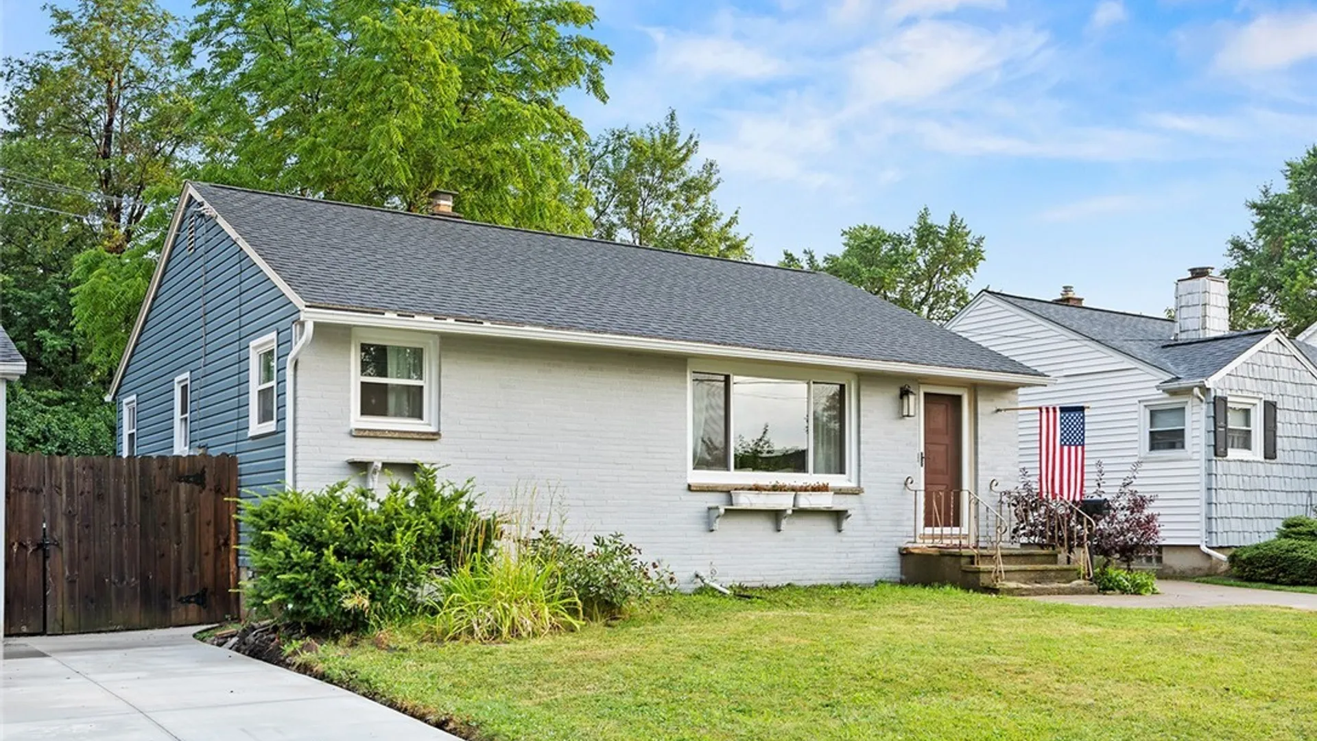 Property at 166 Walter Avenue, Tonawanda, NY 14150 2