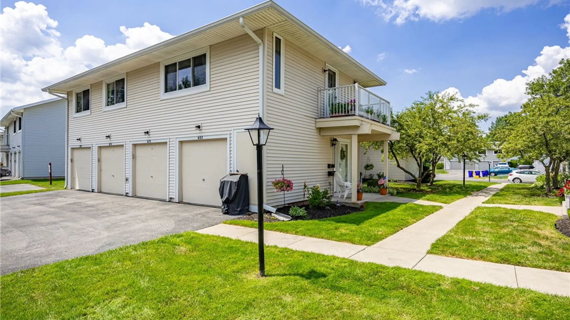 Property at 678 Eastbrooke Lane, Brighton, NY 14618 26
