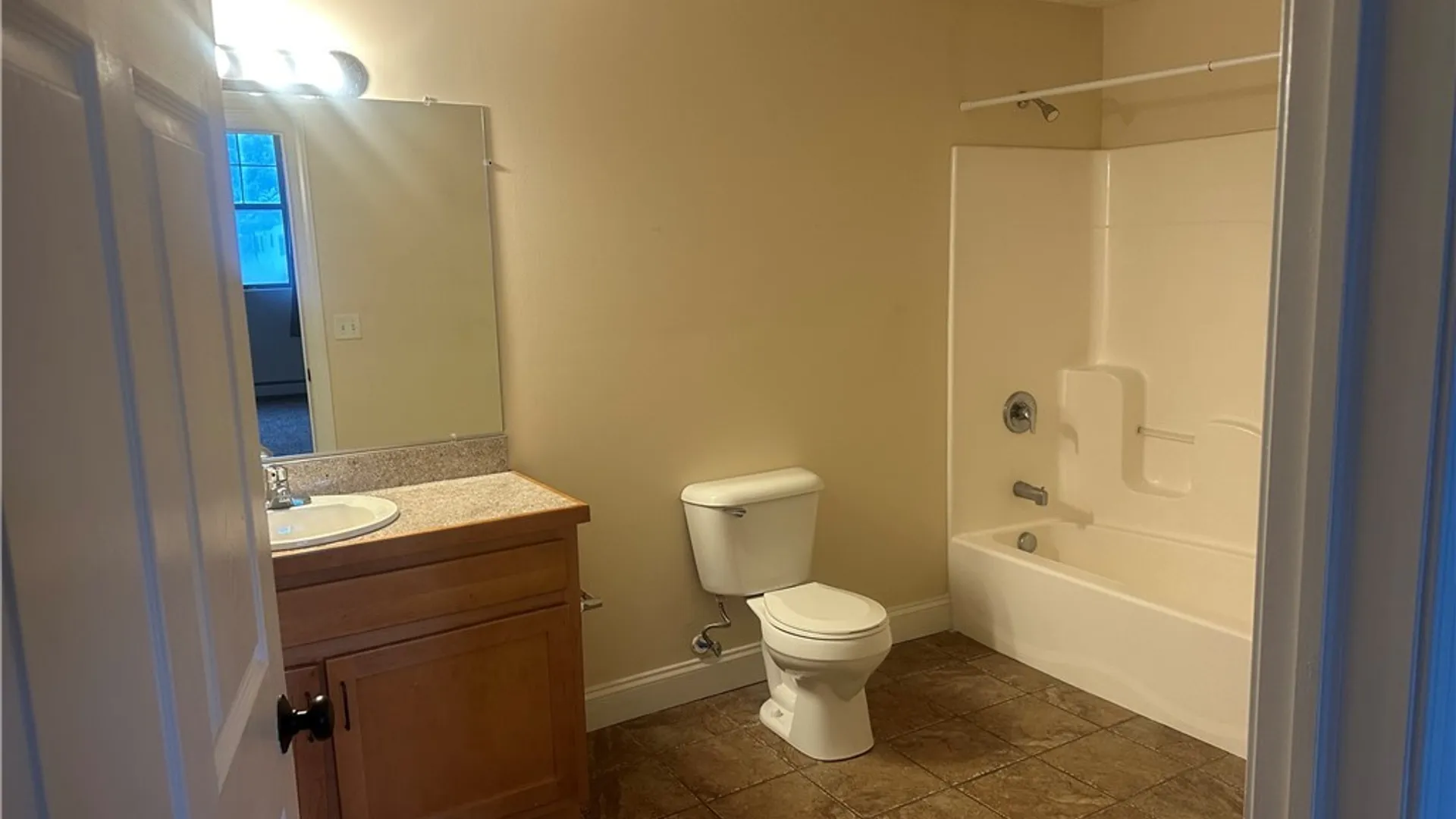 Property at 617 E Hiawatha Boulevard, Syracuse, NY 13208 4