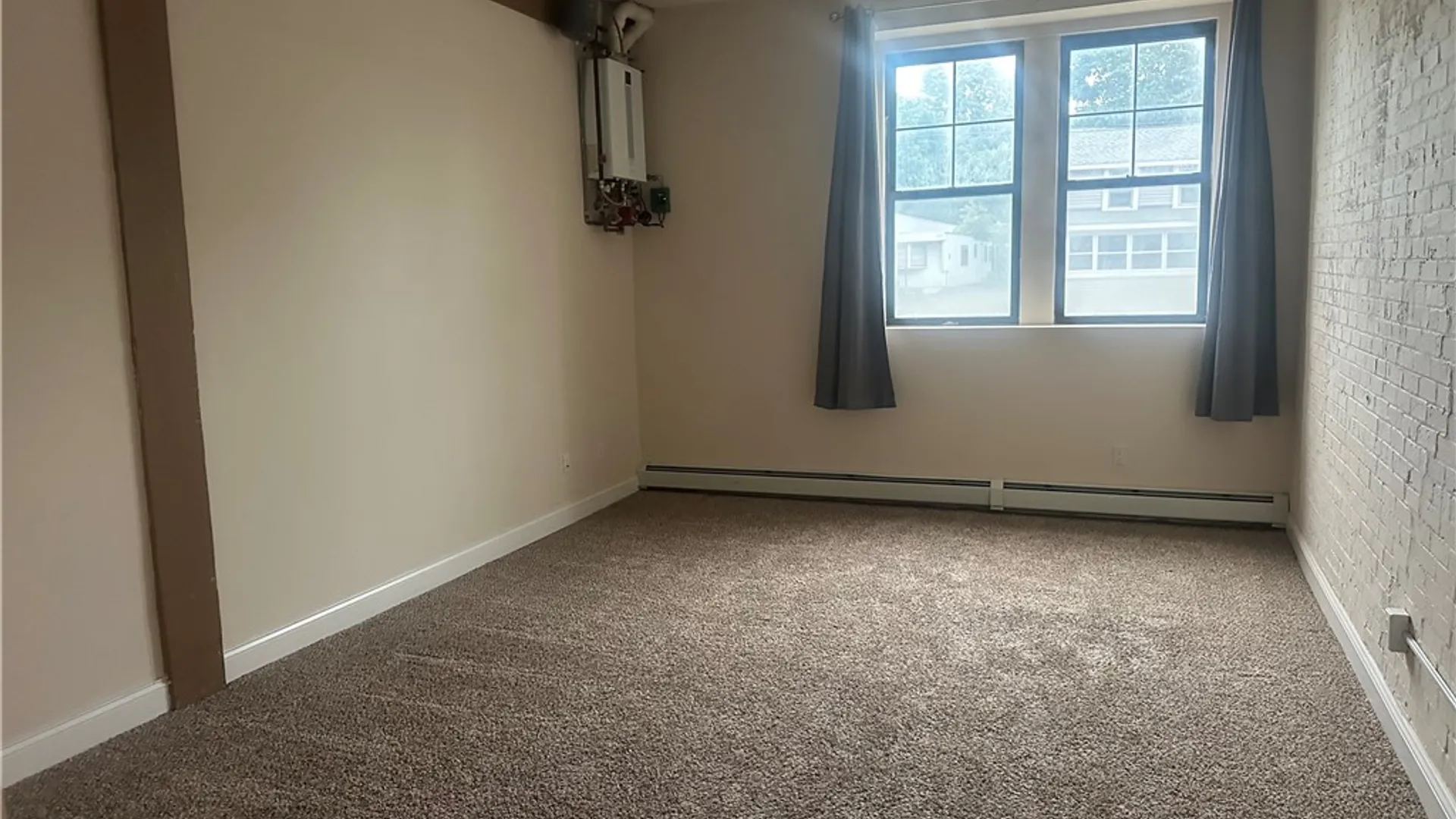 Property at 617 E Hiawatha Boulevard, Syracuse, NY 13208 5
