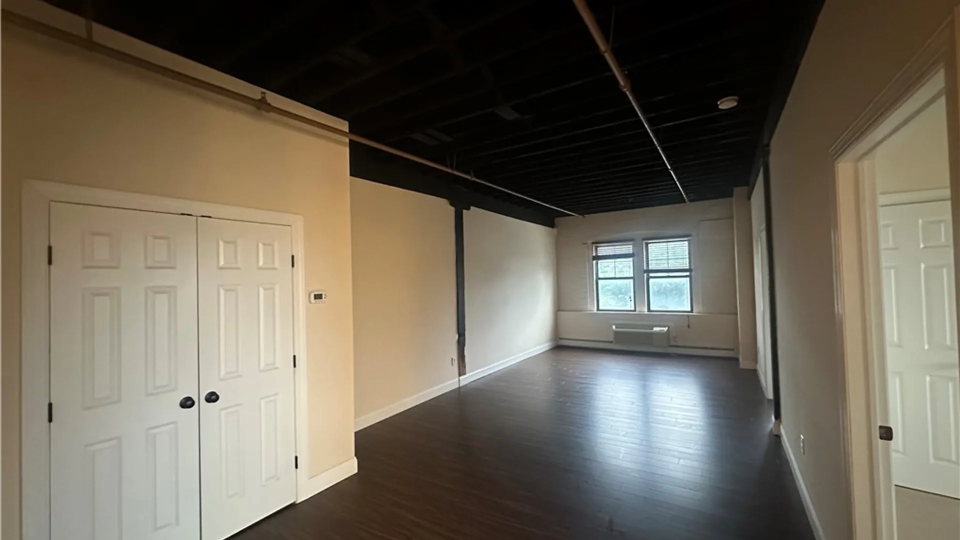 Property at 617 E Hiawatha Boulevard, Syracuse, NY 13208 4