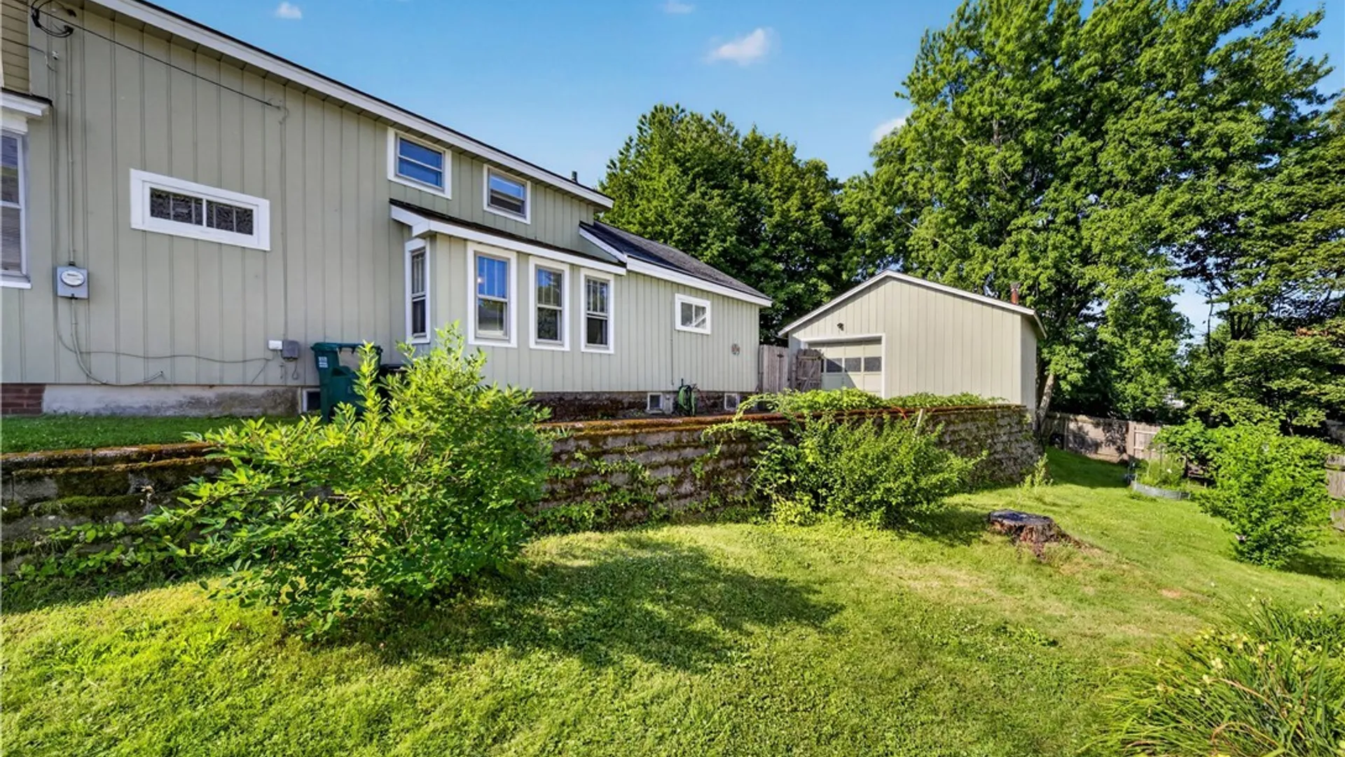 Property at 106 9th Street, Oswego, NY 13126 3