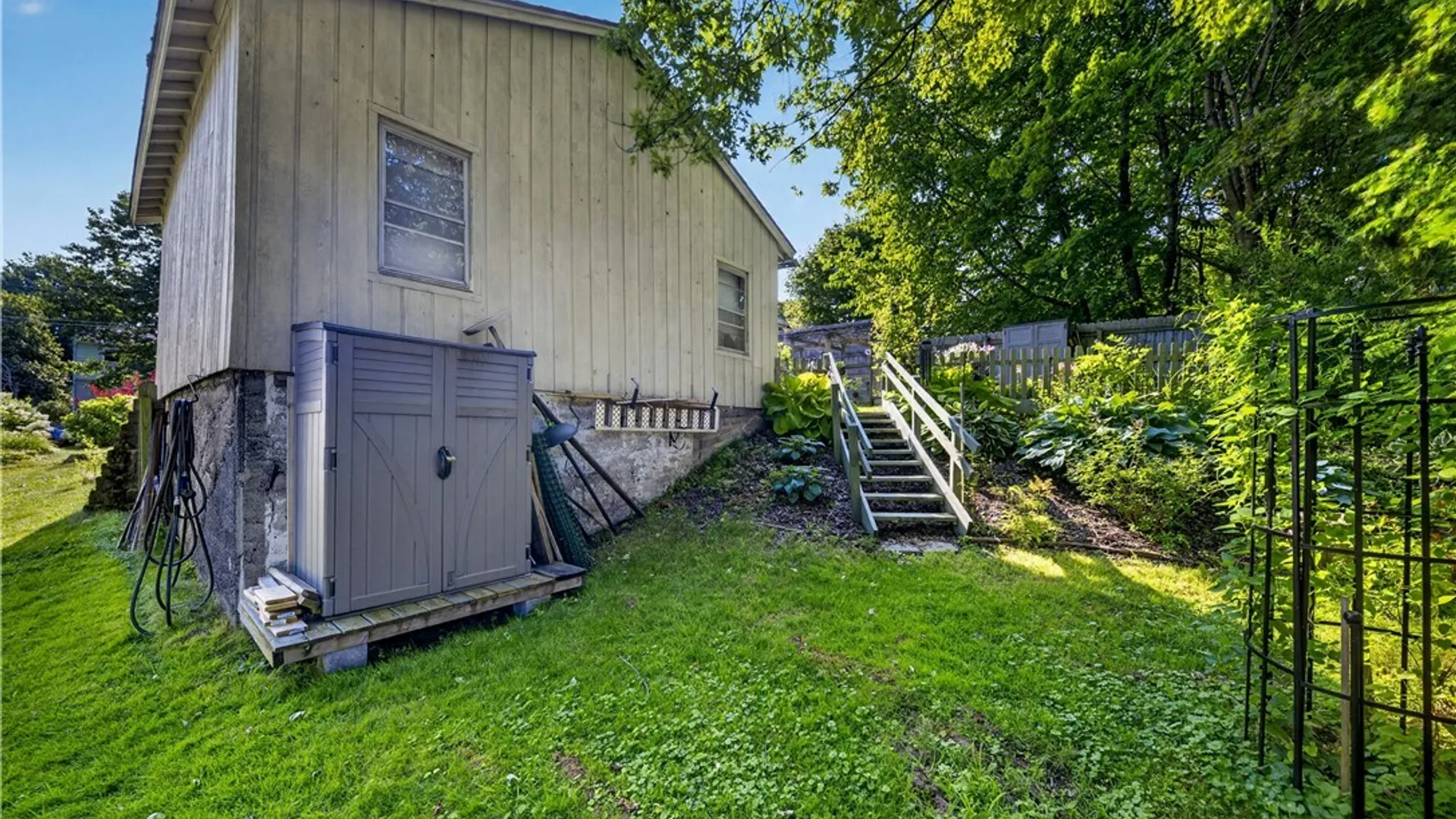 Property at 106 9th Street, Oswego, NY 13126 38