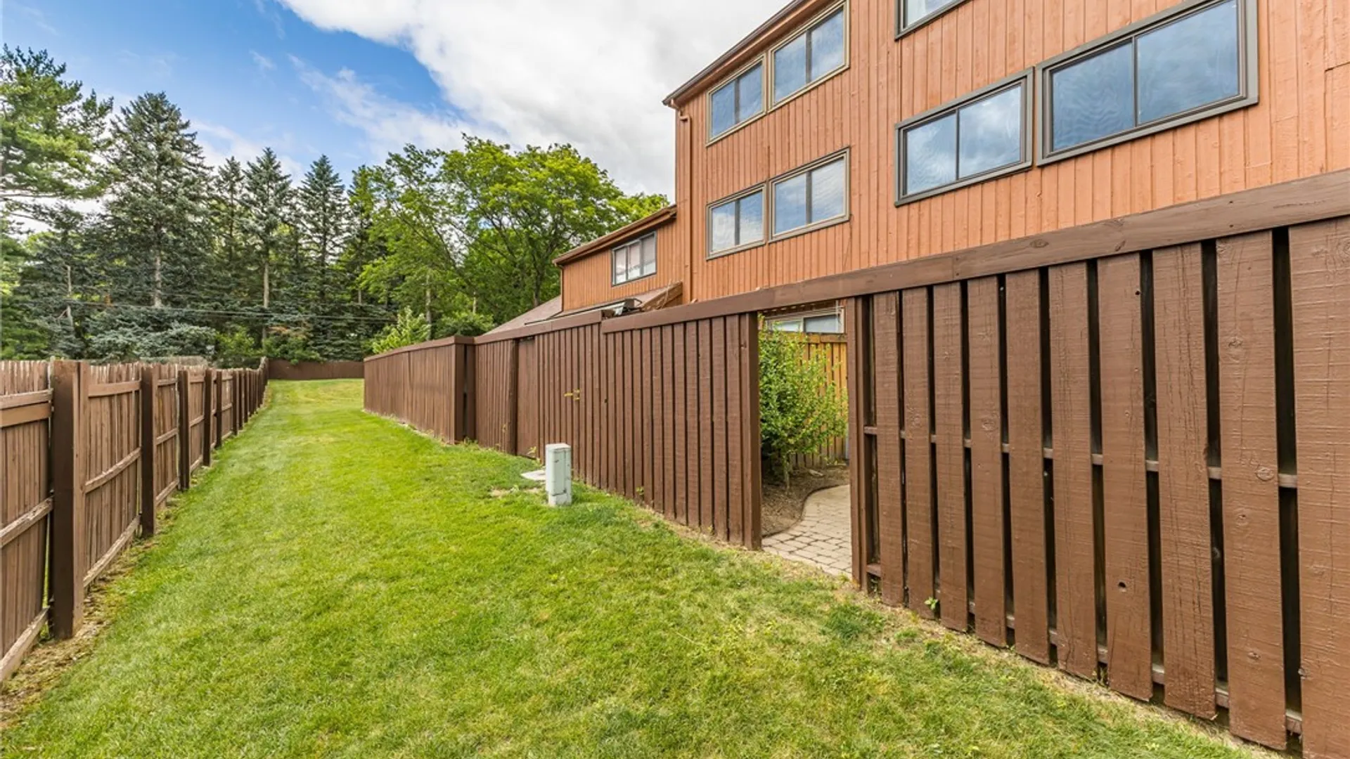 Property at 188 Wintergreen, Brighton, NY 14618 27