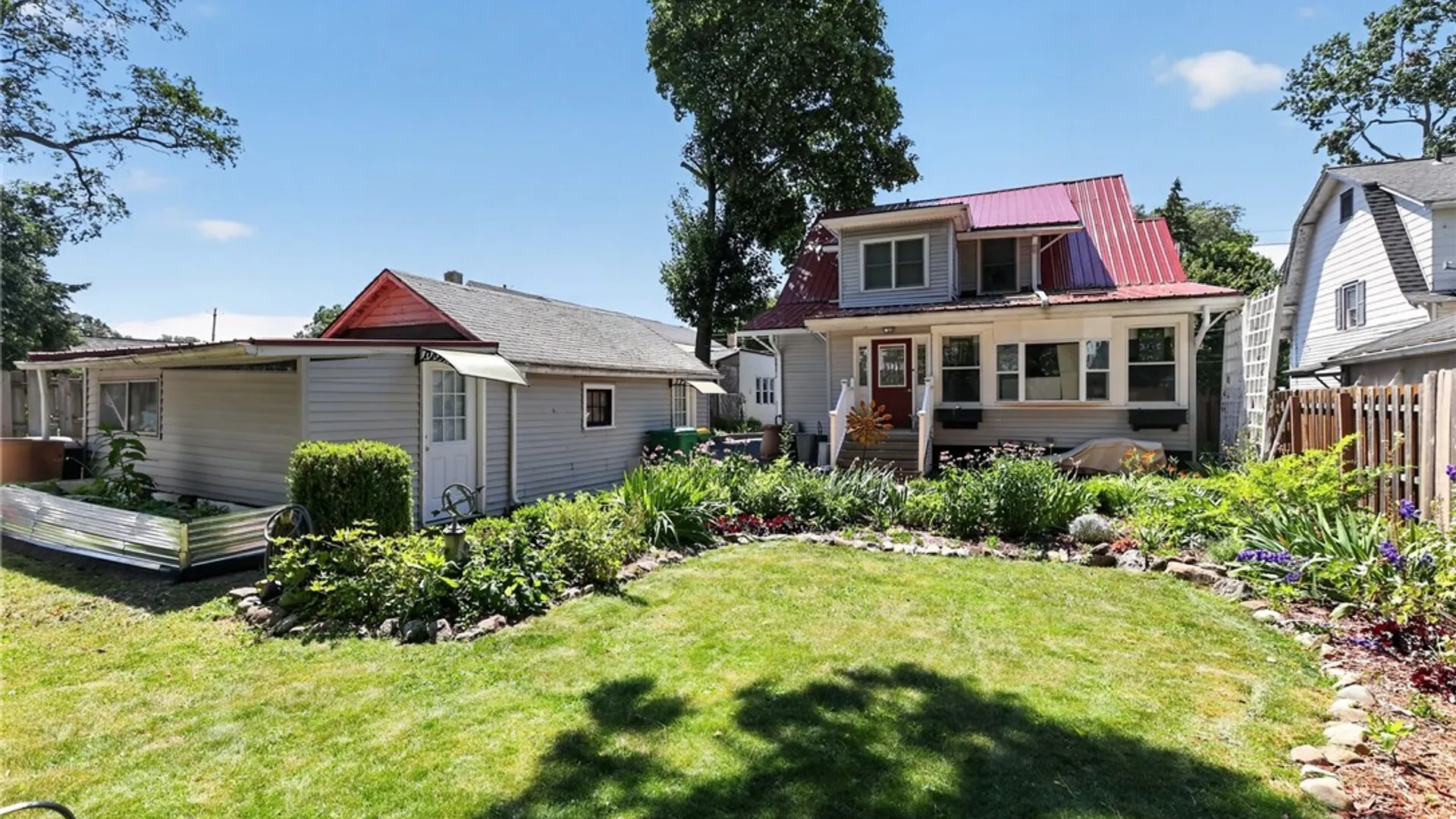 Property at 93 Lake Street, Hamburg, NY 14075 18