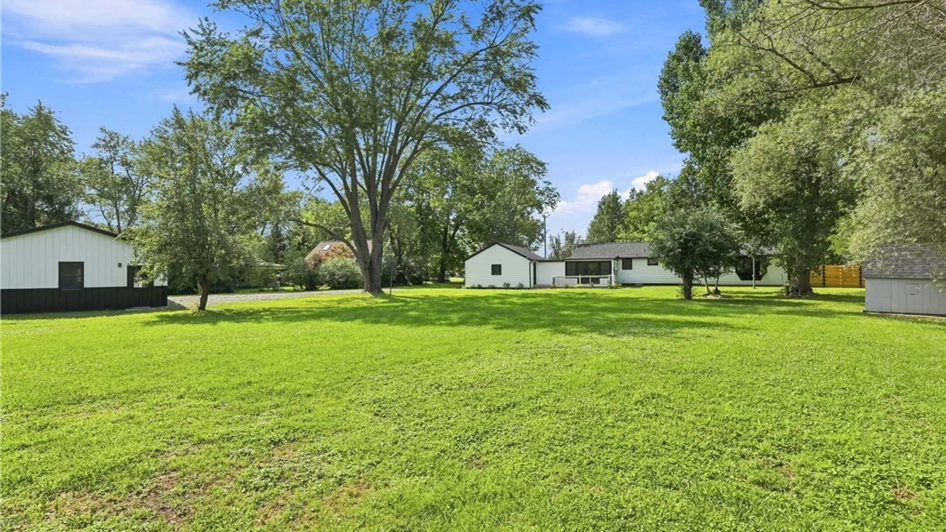 Property at 6921 Bear Ridge Road, Pendleton, NY 14120 37