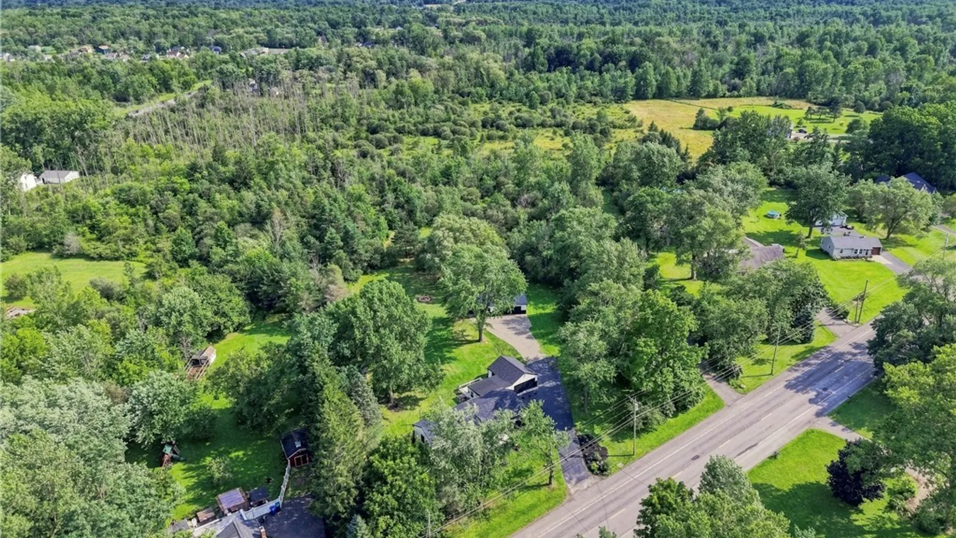 Property at 6921 Bear Ridge Road, Pendleton, NY 14120 42