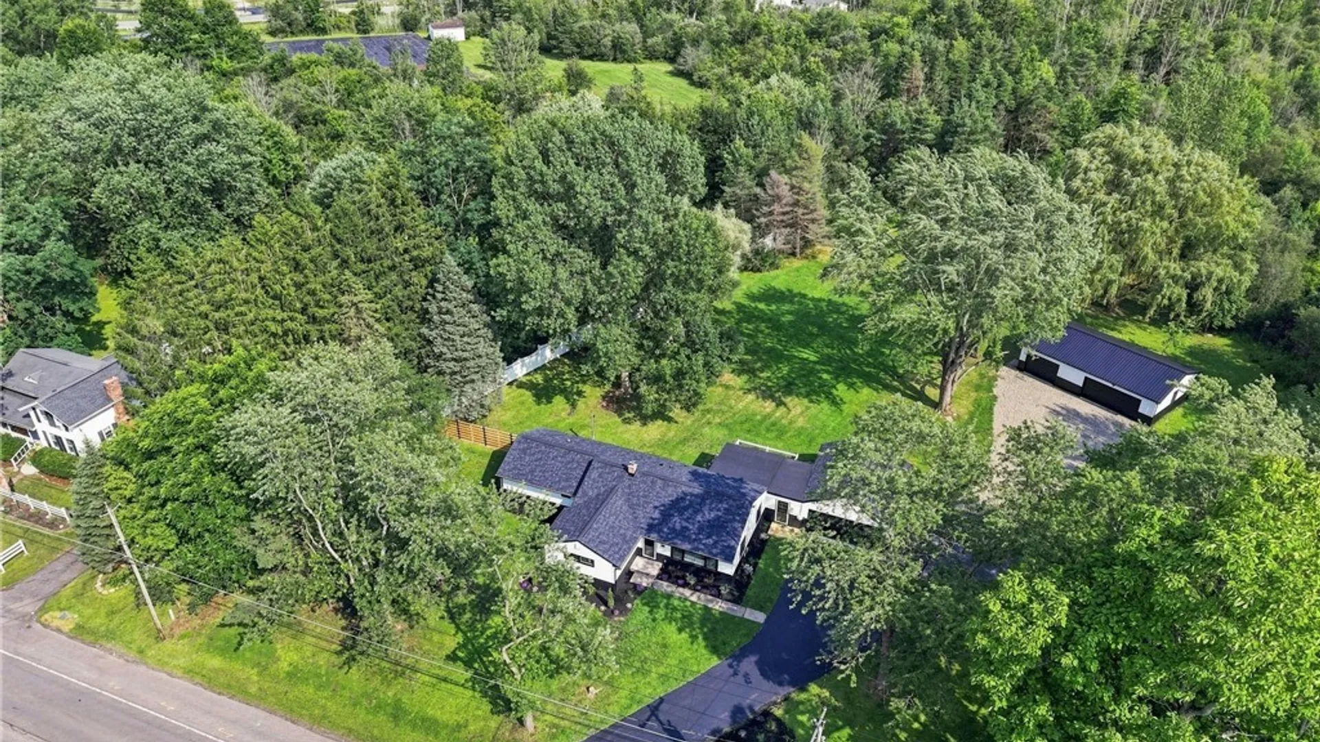 Property at 6921 Bear Ridge Road, Pendleton, NY 14120 44