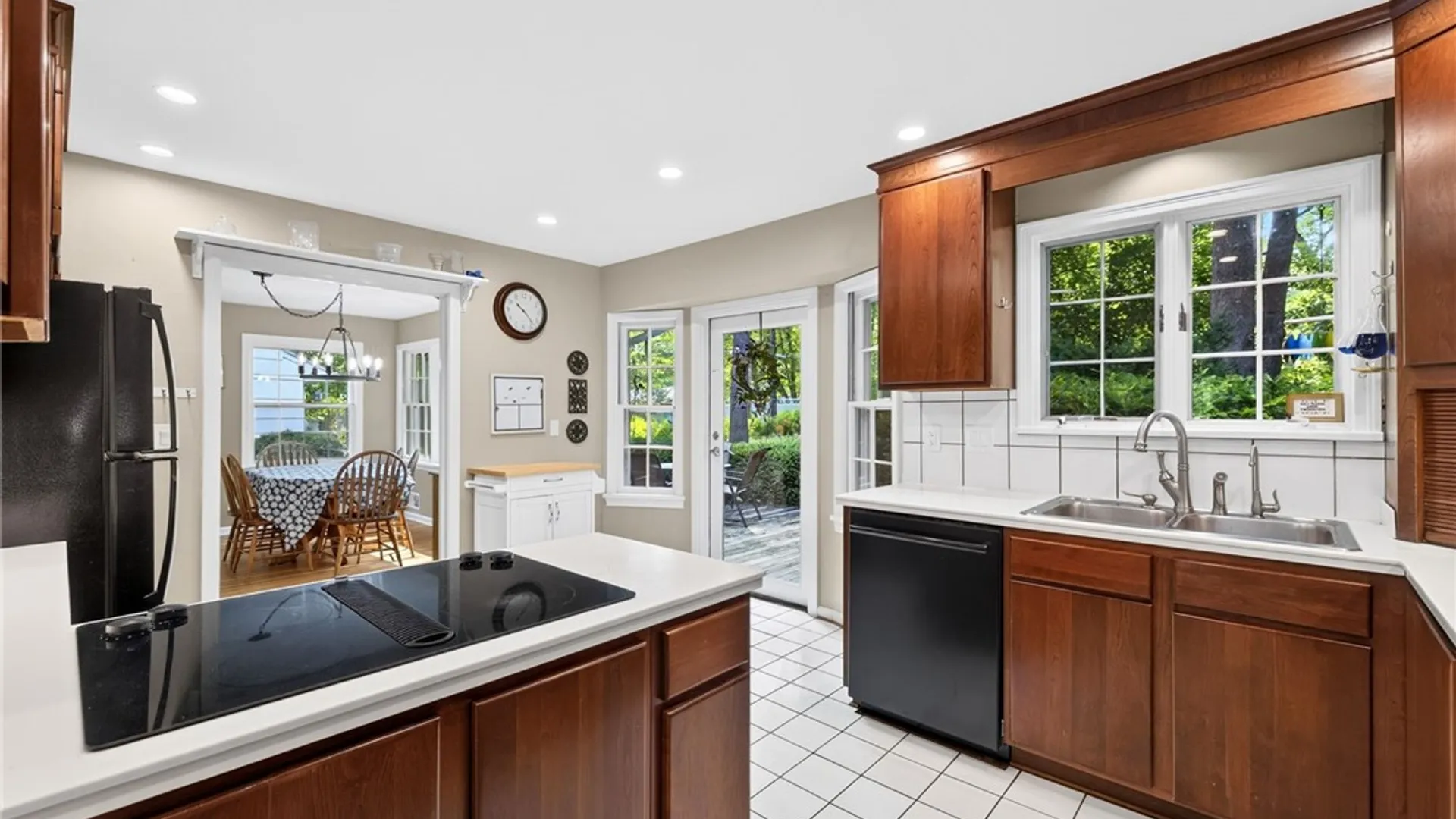 Property at 14 Countryside Road, Pittsford, NY 14450 7