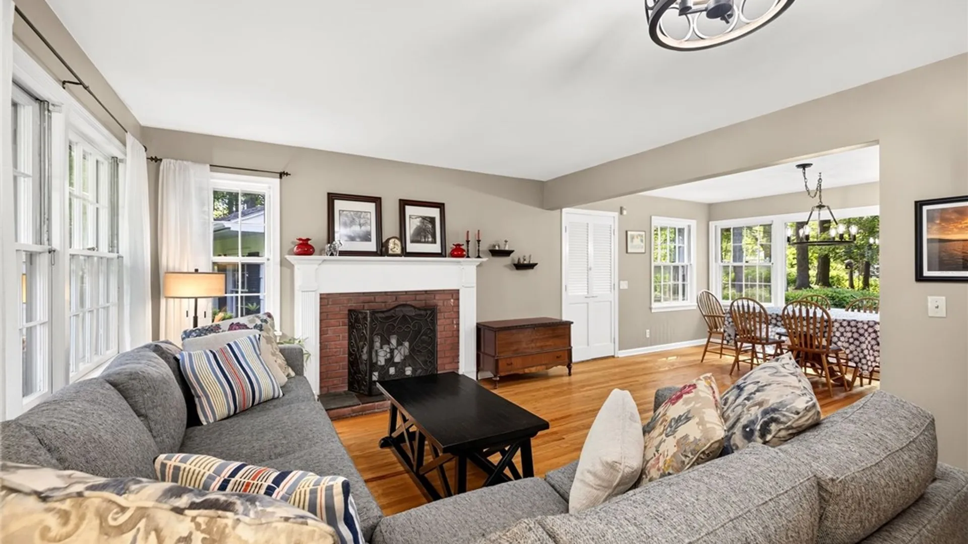 Property at 14 Countryside Road, Pittsford, NY 14450 17