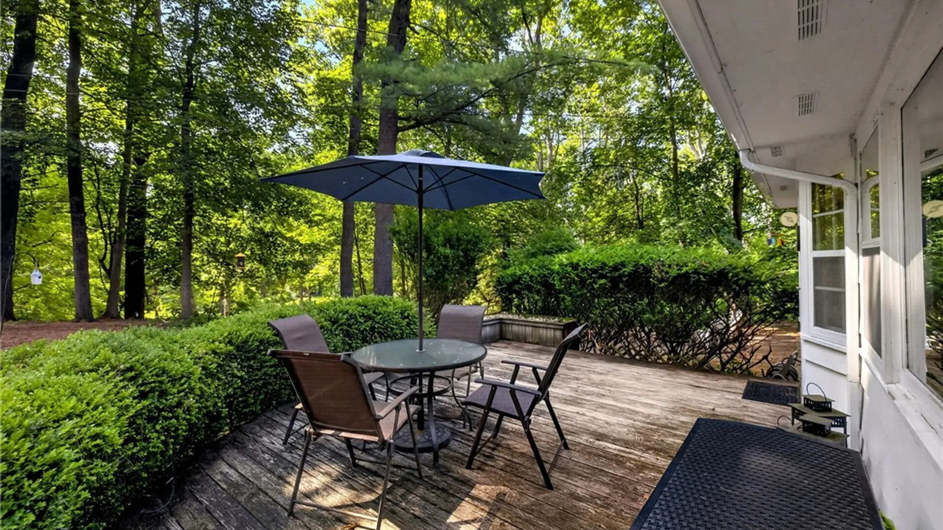 Property at 14 Countryside Road, Pittsford, NY 14450 41