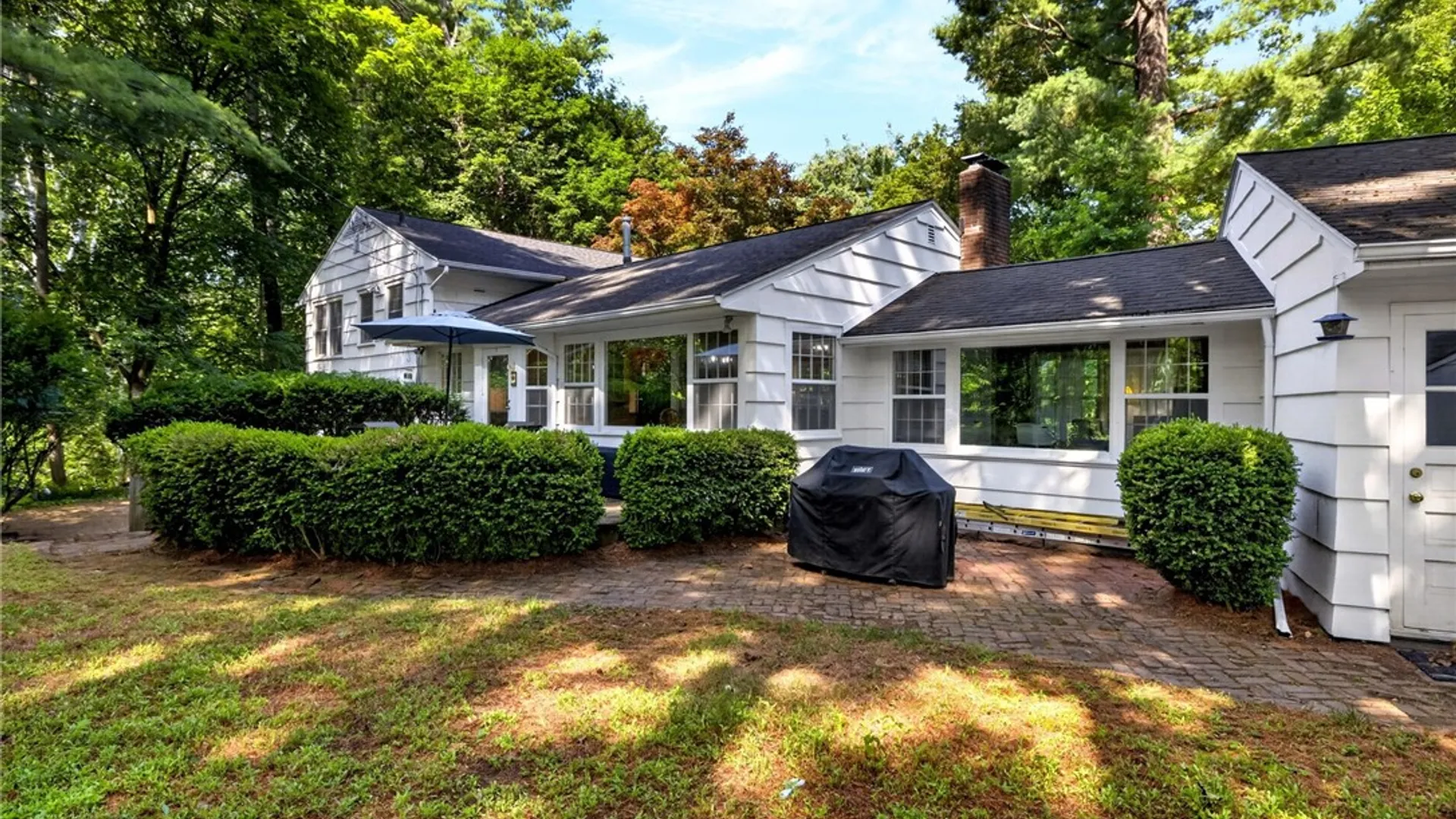 Property at 14 Countryside Road, Pittsford, NY 14450 43