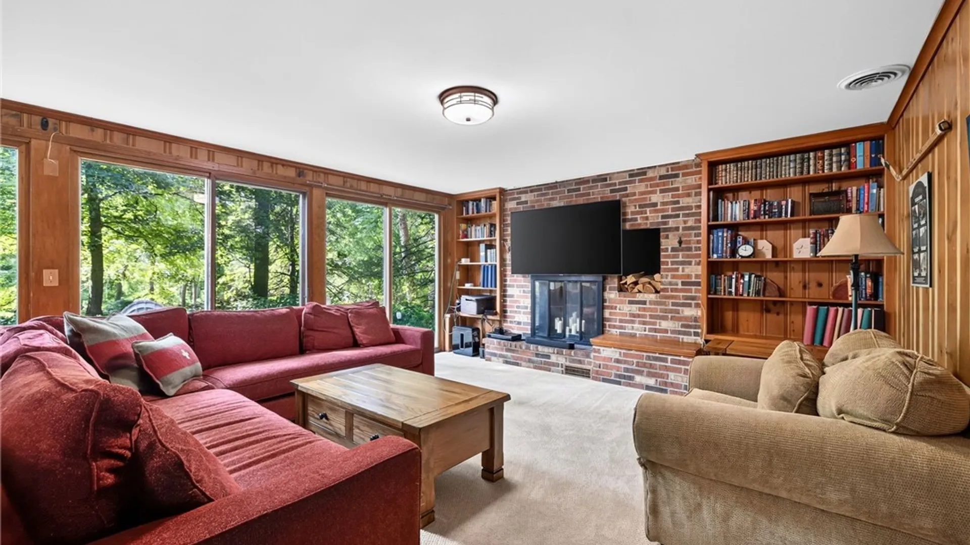 Property at 14 Countryside Road, Pittsford, NY 14450 33