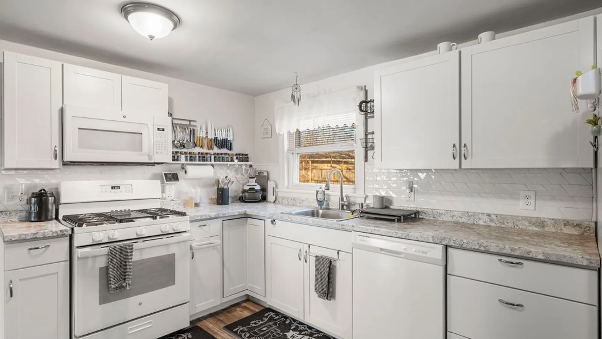 Property at 111 Louis Street, Cheektowaga, NY 14225 8