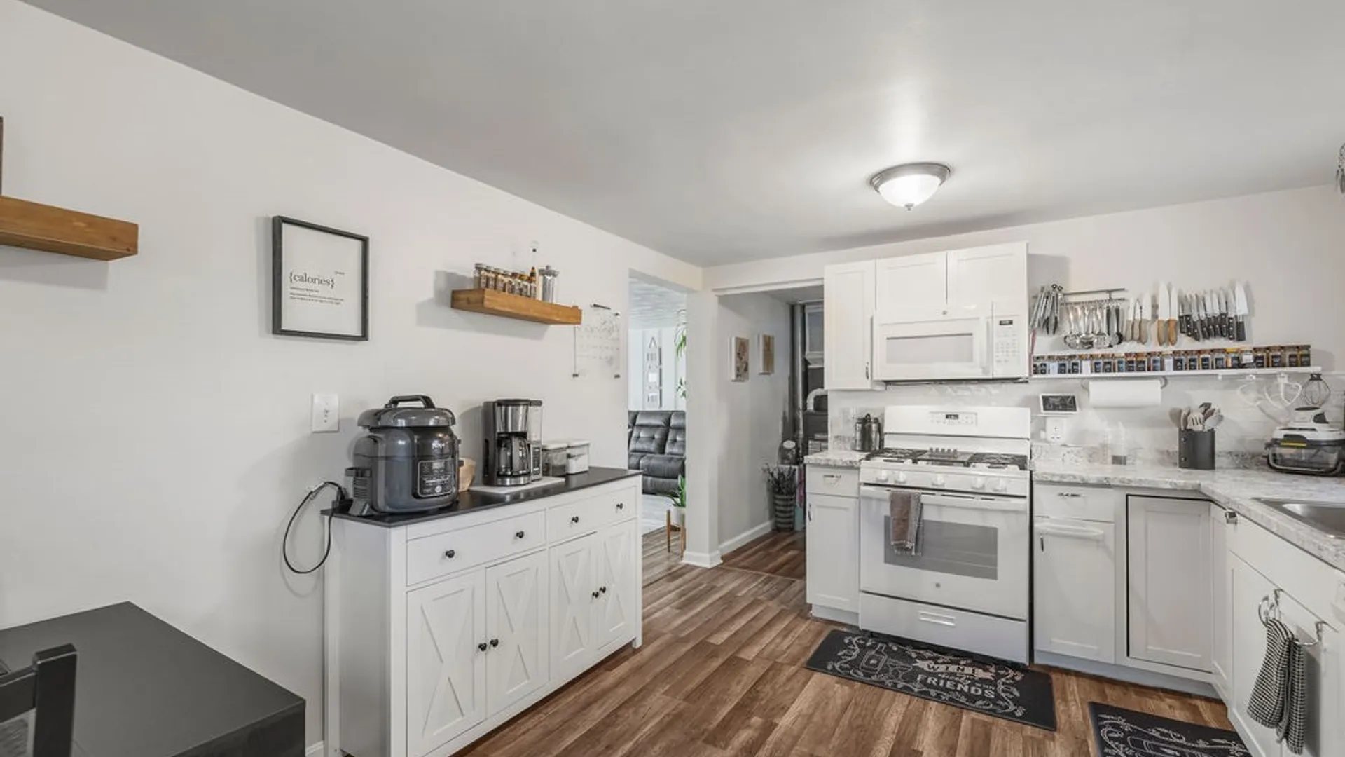 Property at 111 Louis Street, Cheektowaga, NY 14225 10