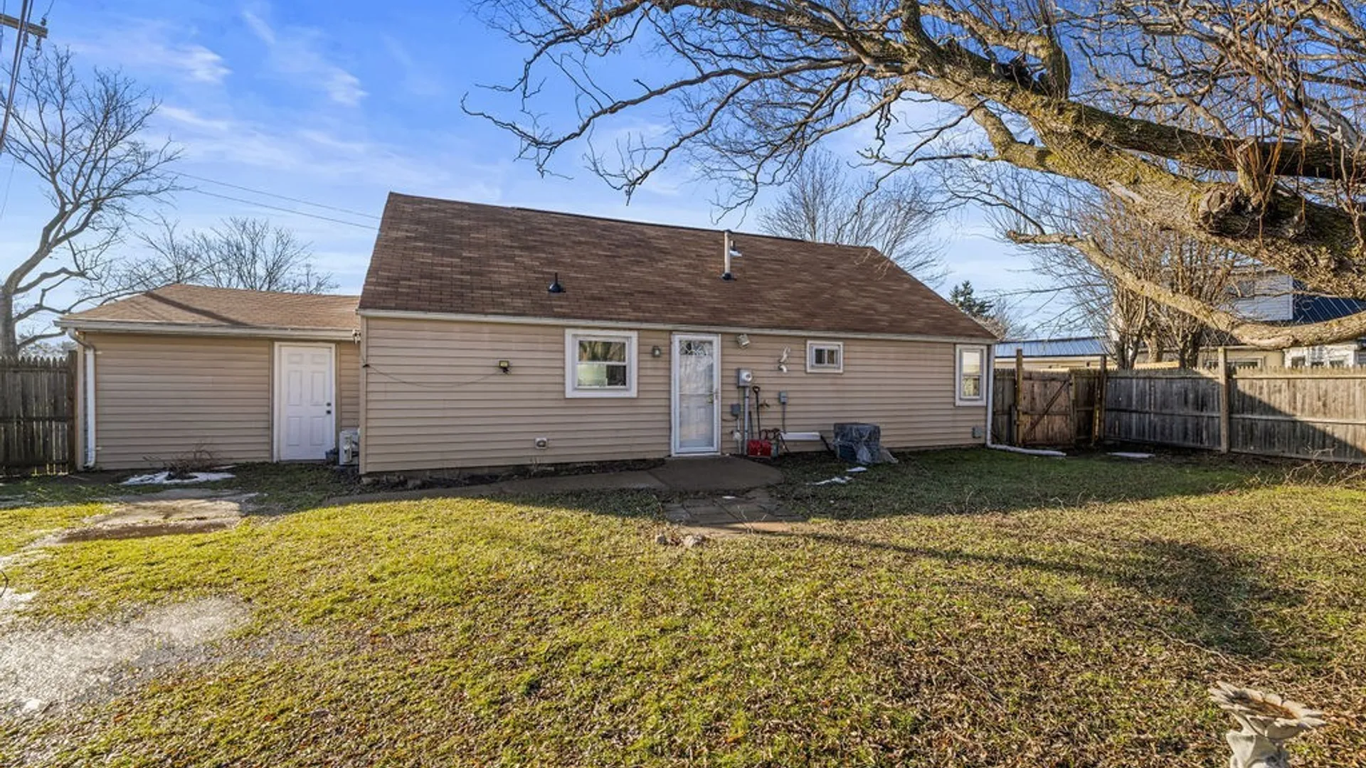 Property at 111 Louis Street, Cheektowaga, NY 14225 23