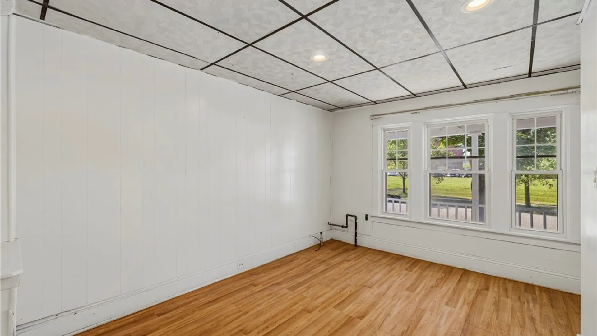 Property at 528 Fulton Street, Buffalo, NY 14210 7