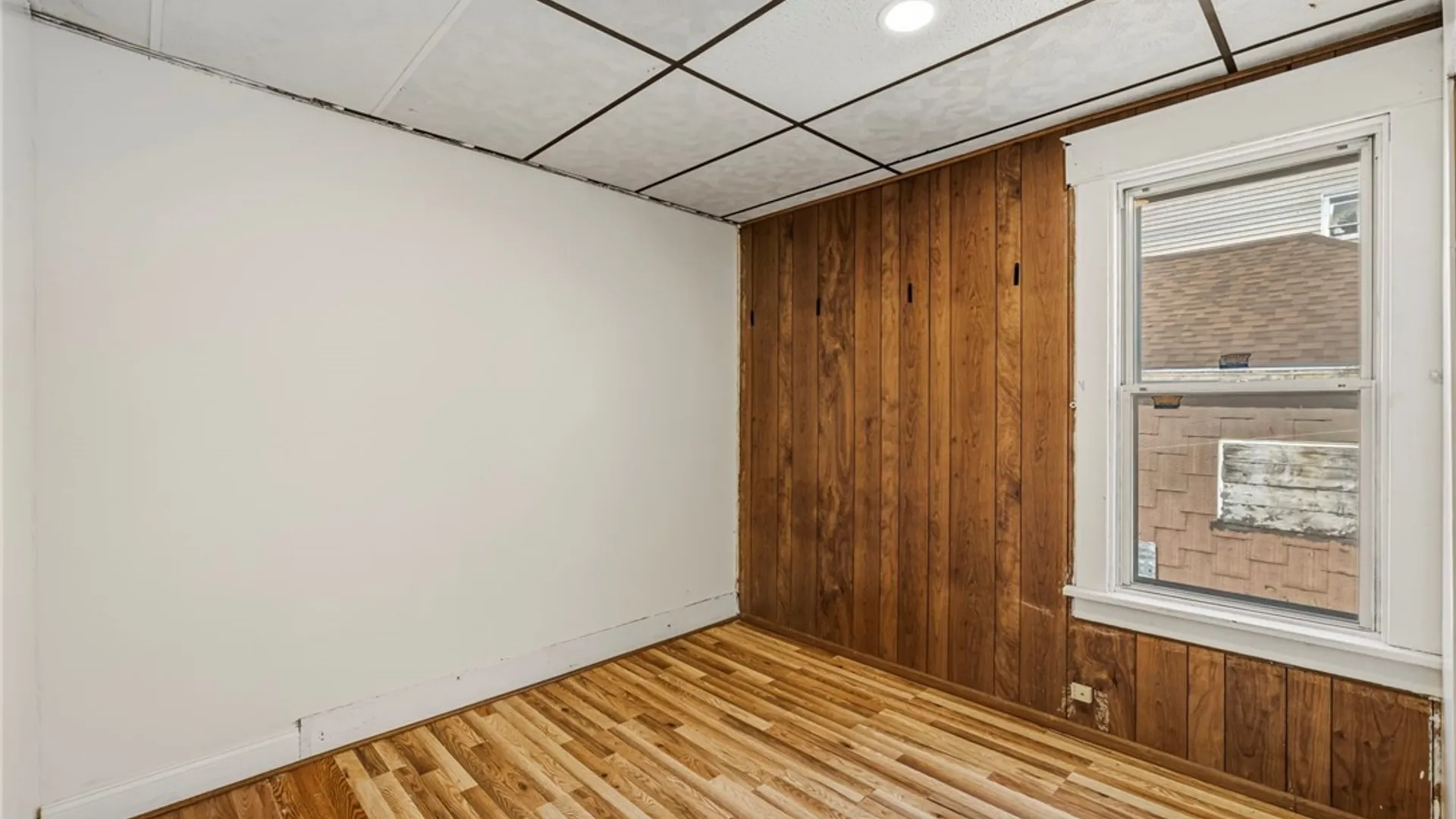 Property at 528 Fulton Street, Buffalo, NY 14210 10
