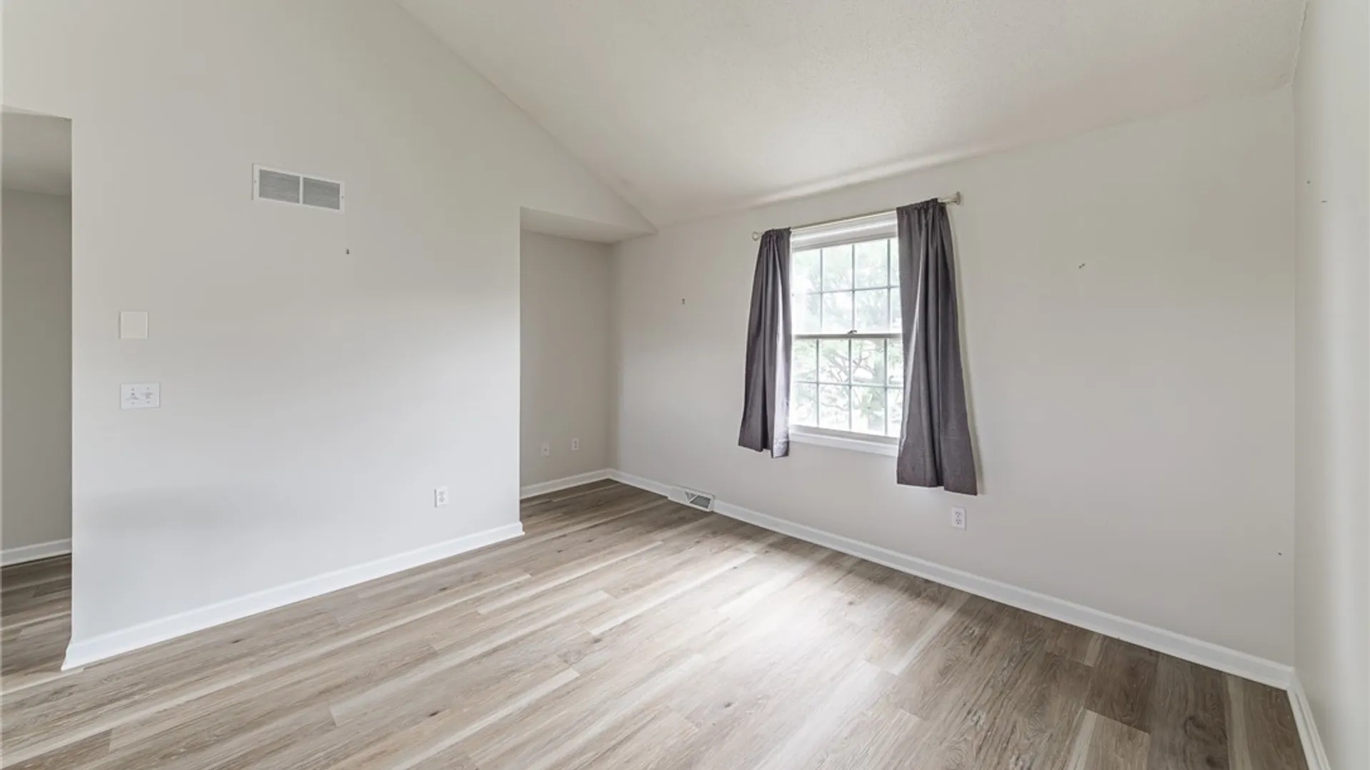 Property at 362 Forest Edge Drive, Amherst, NY 14051 26
