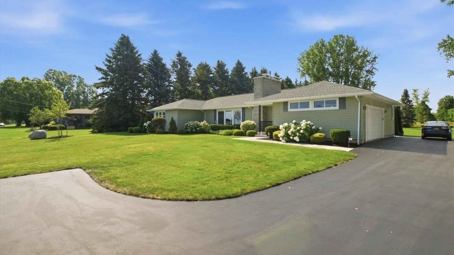 Property at 4162 E Lake Road, Wilson, NY 14172 2