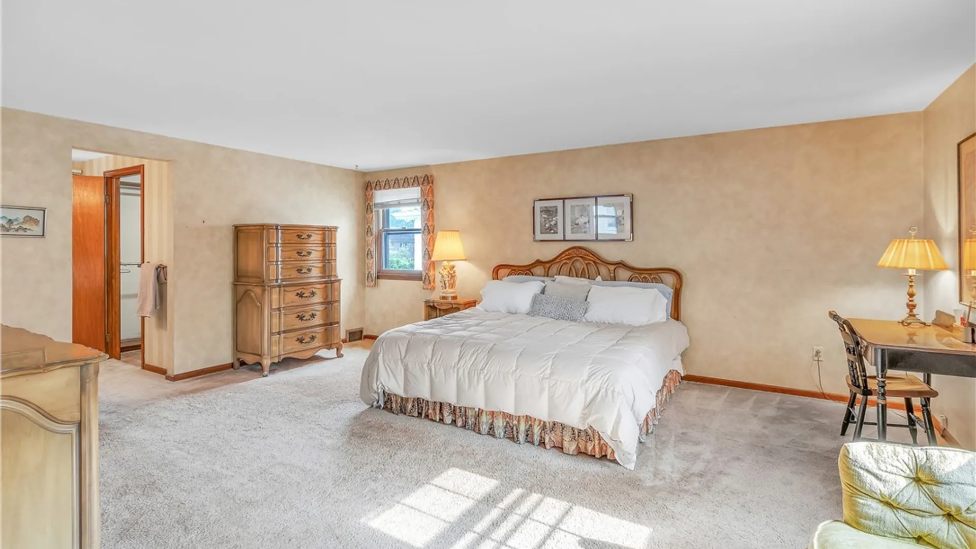 Property at 62 Heritage Road, Amherst, NY 14221 25