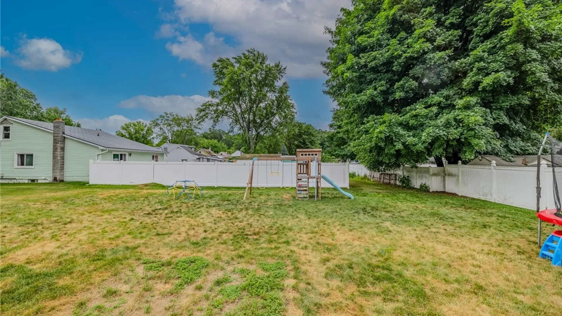 Property at 107 Williams Street, Clay, NY 13212 32