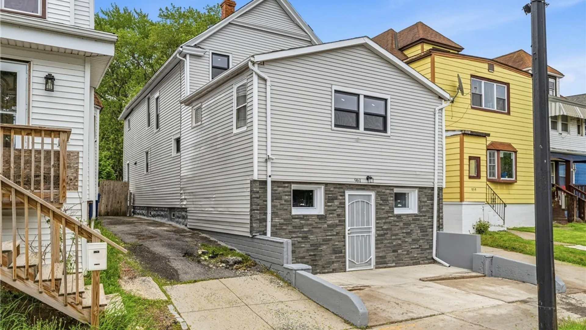 Property at 961 Tonawanda Street, Buffalo, NY 14207 3