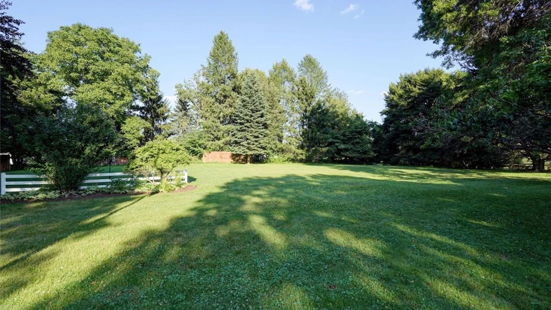 Property at 830 Mendon Road, Pittsford, NY 14534 15