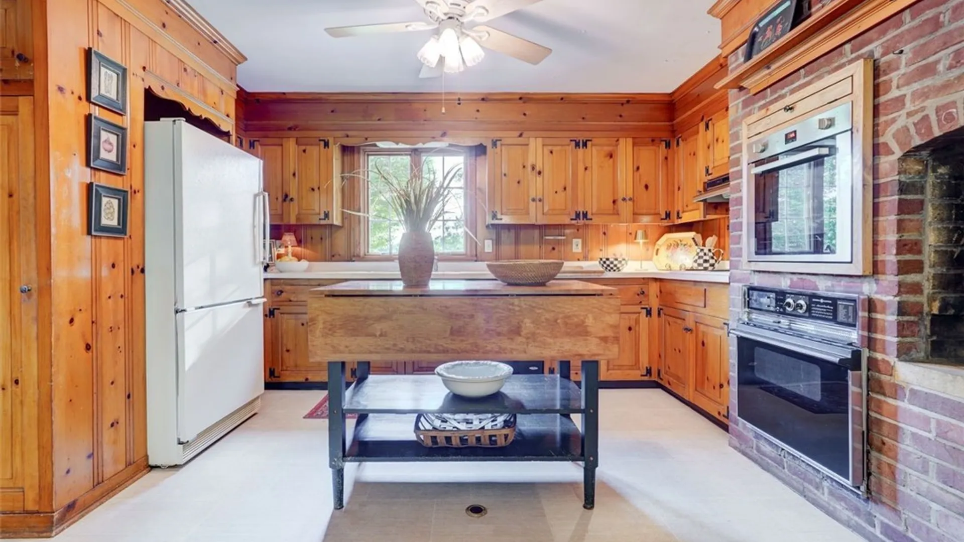 Property at 830 Mendon Road, Pittsford, NY 14534 18