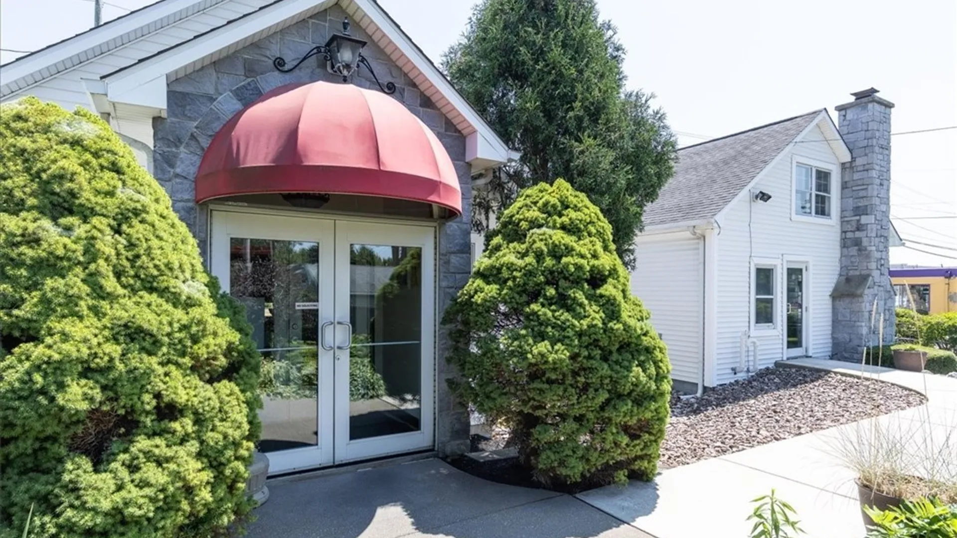 Property at 7158 Transit Rd Road, Amherst, NY 14211 2