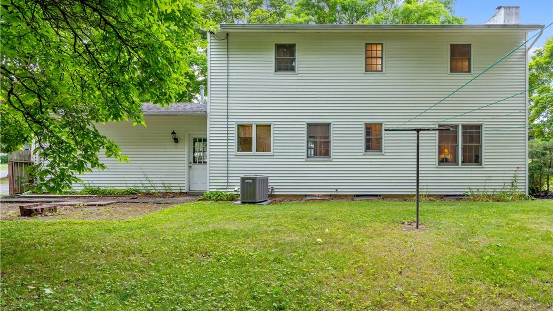 Property at 118 Winding Way, Camillus, NY 13031 3