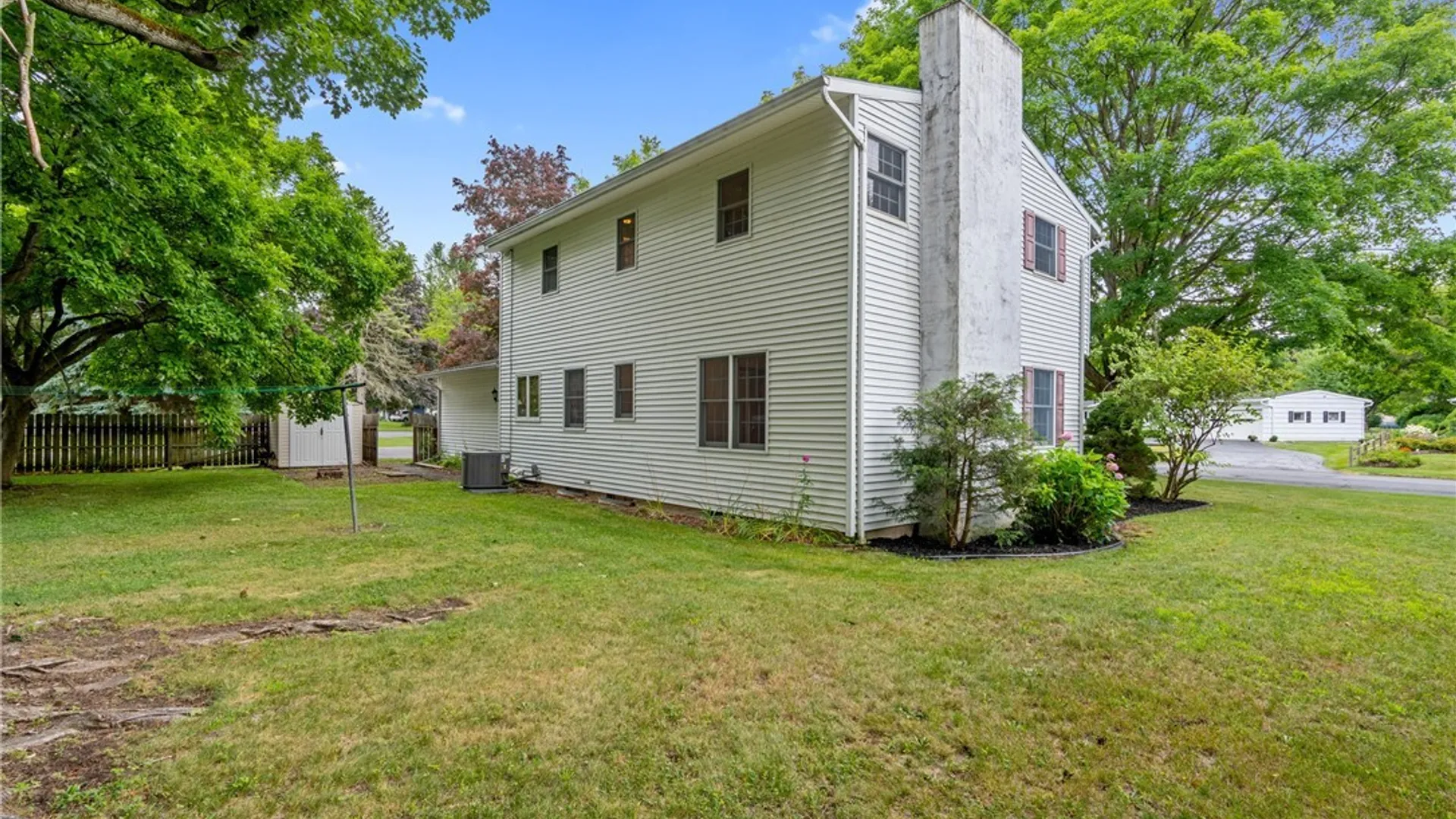 Property at 118 Winding Way, Camillus, NY 13031 35