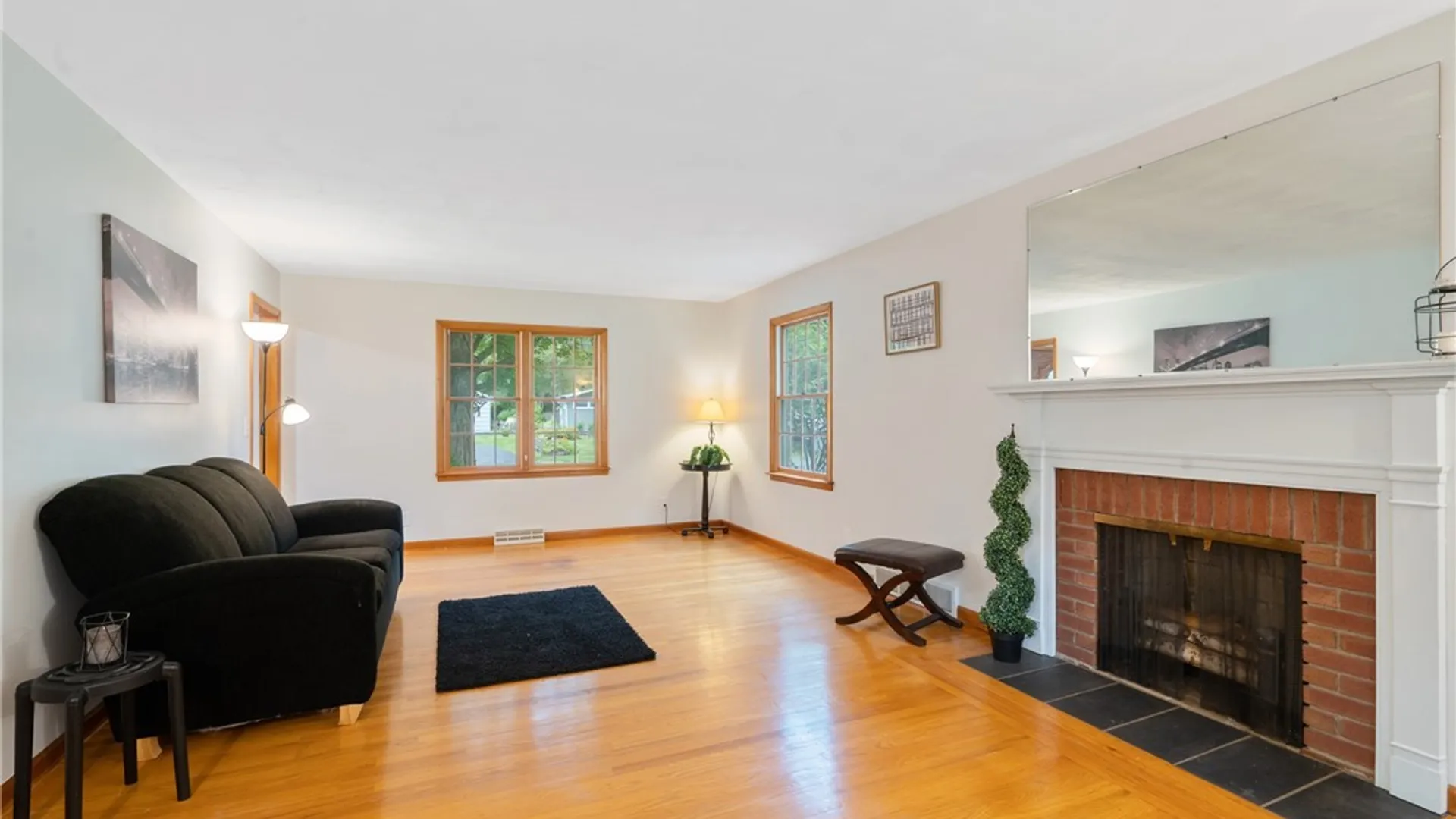 Property at 118 Winding Way, Camillus, NY 13031 14